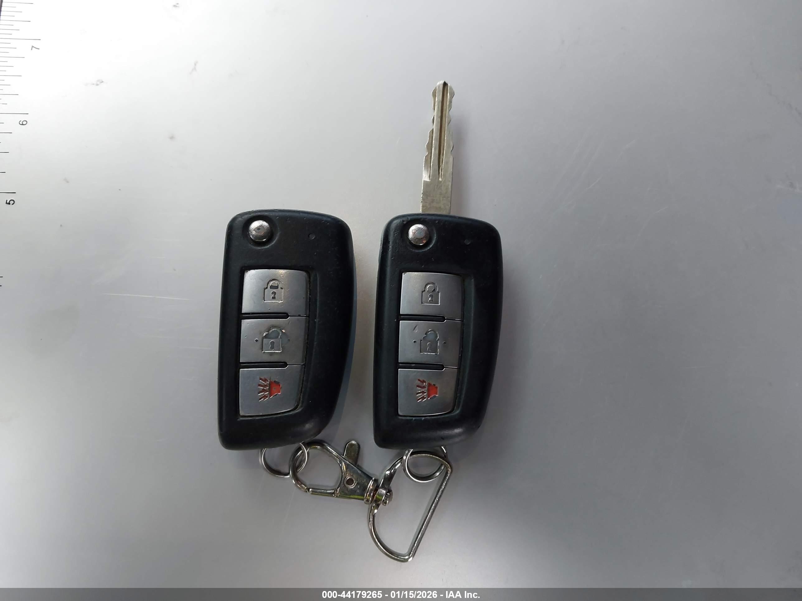 NISSAN ROGUE image 11