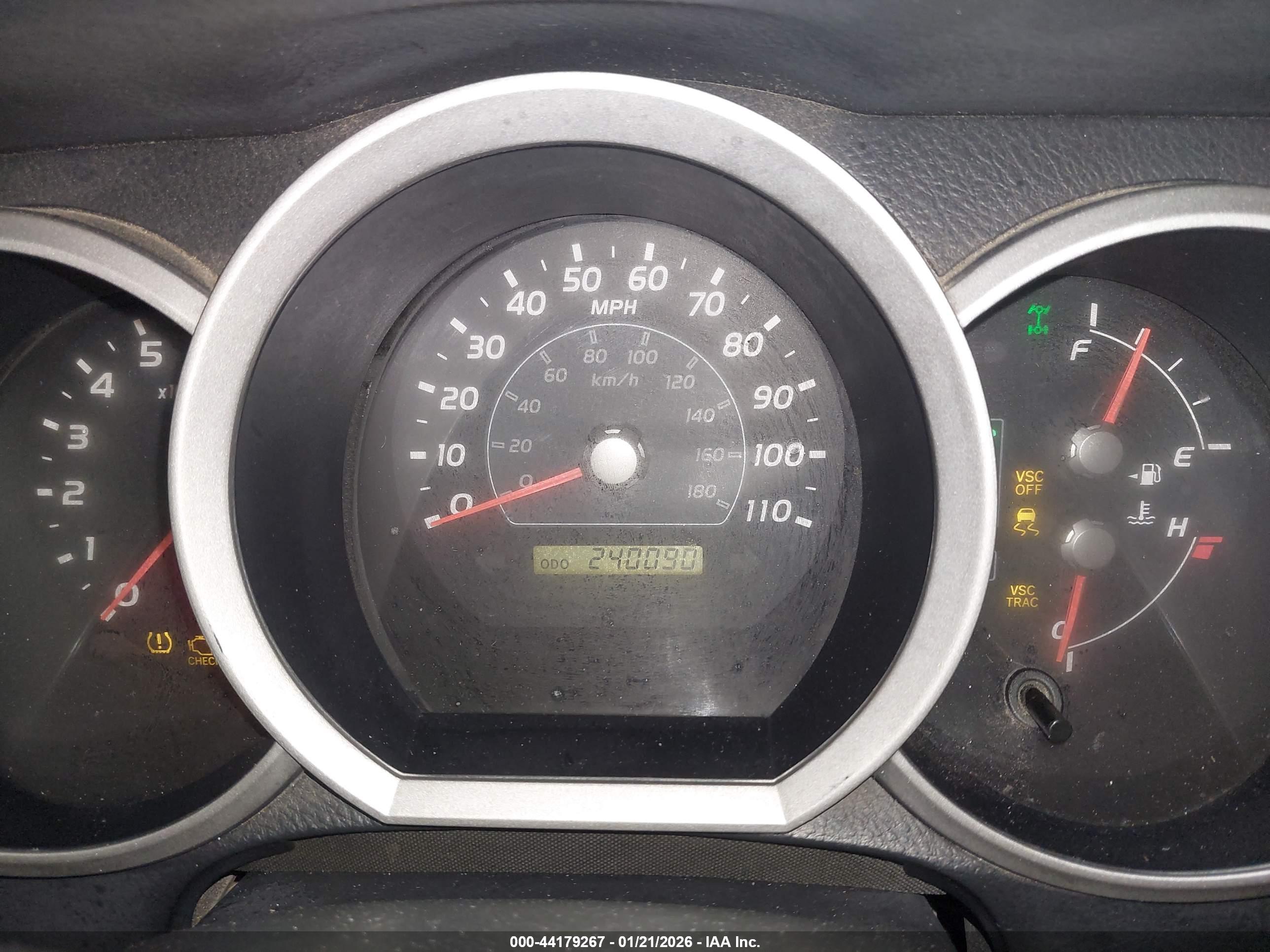 TOYOTA 4RUNNER image 7