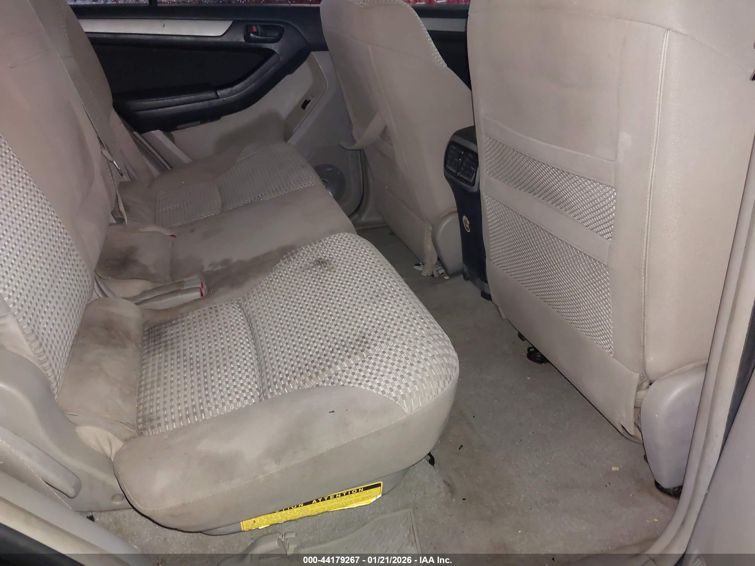 TOYOTA 4RUNNER image 8