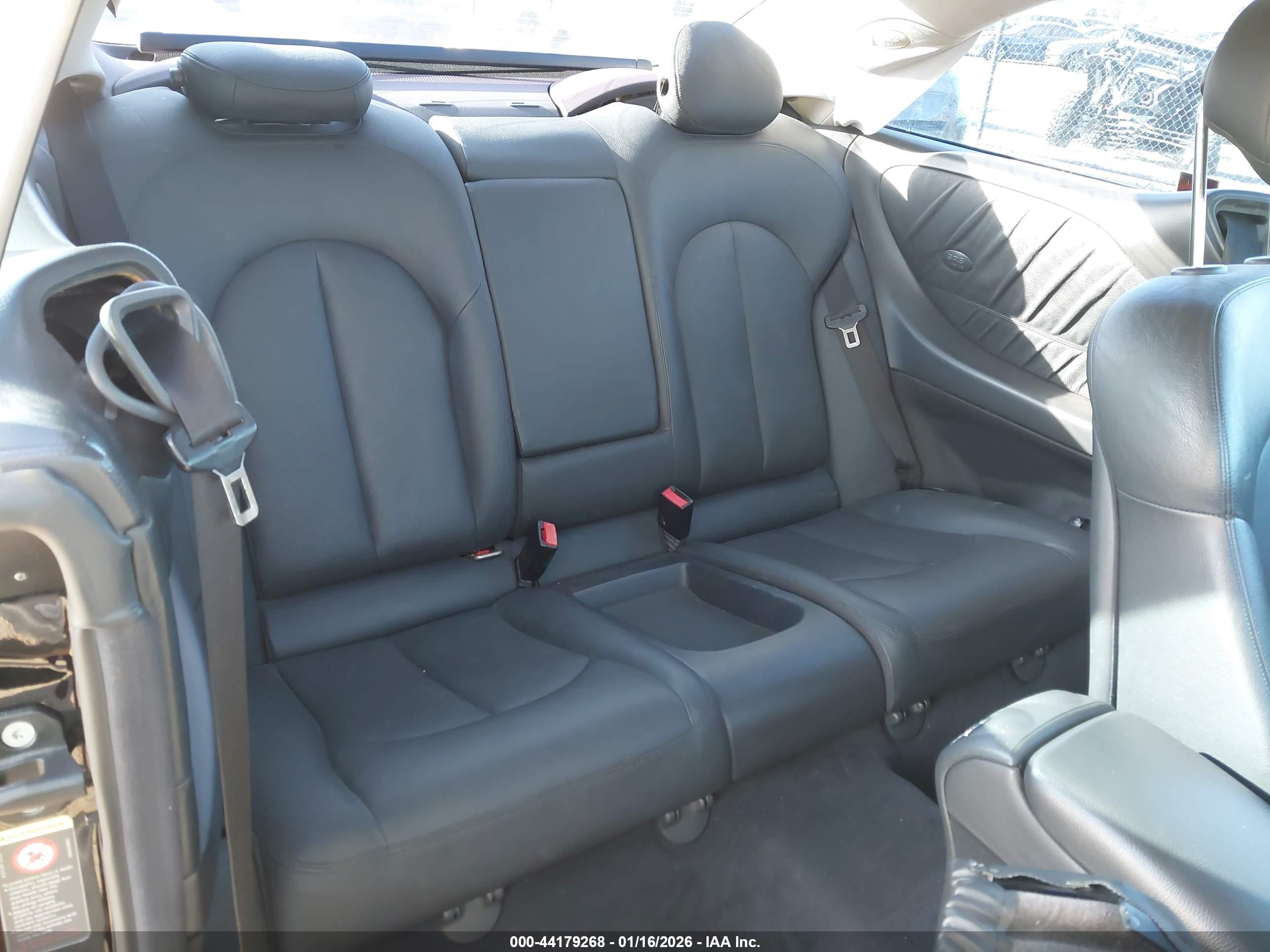MERCEDES-BENZ CLK image 8