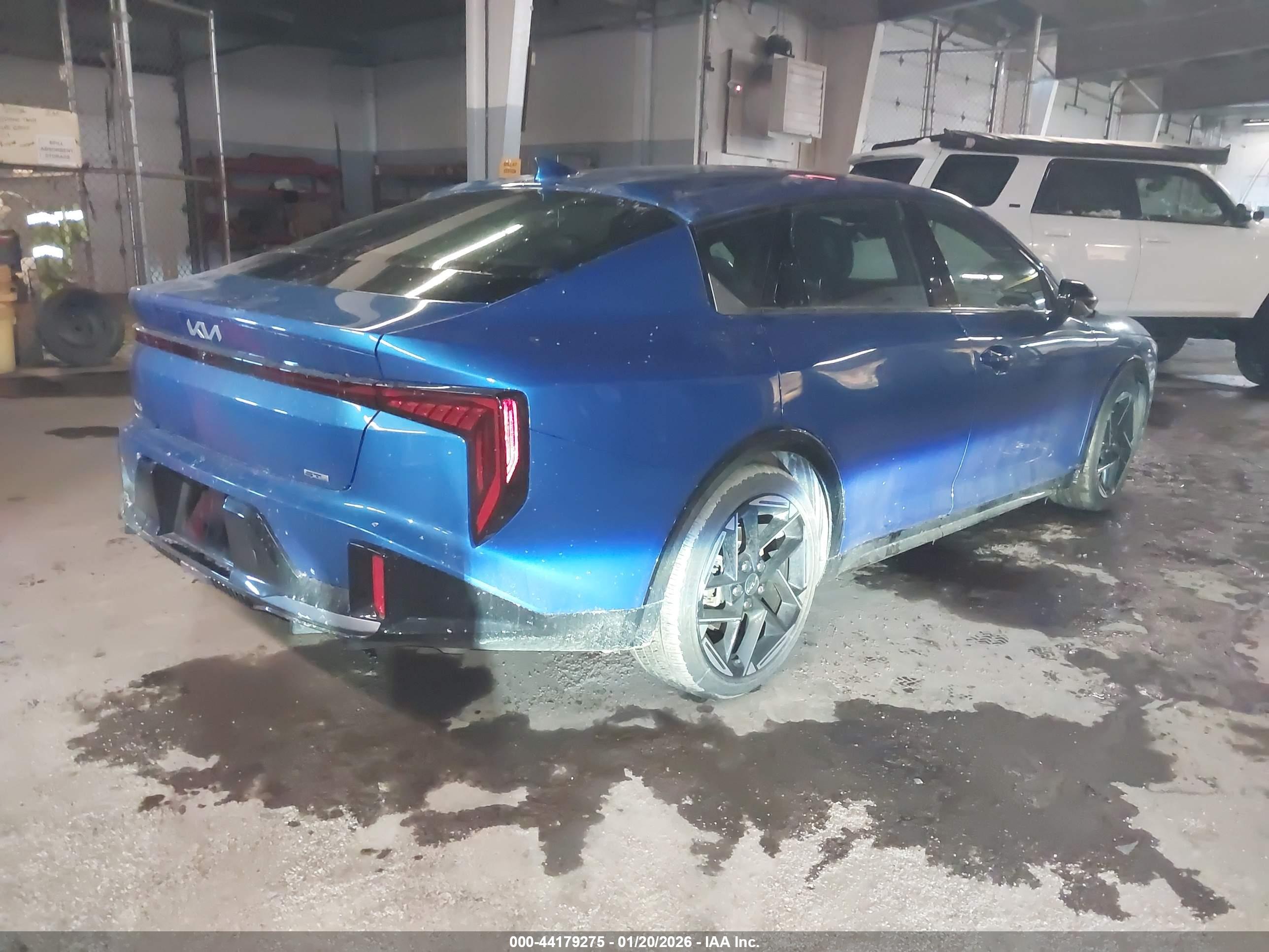 KIA K4 image 4