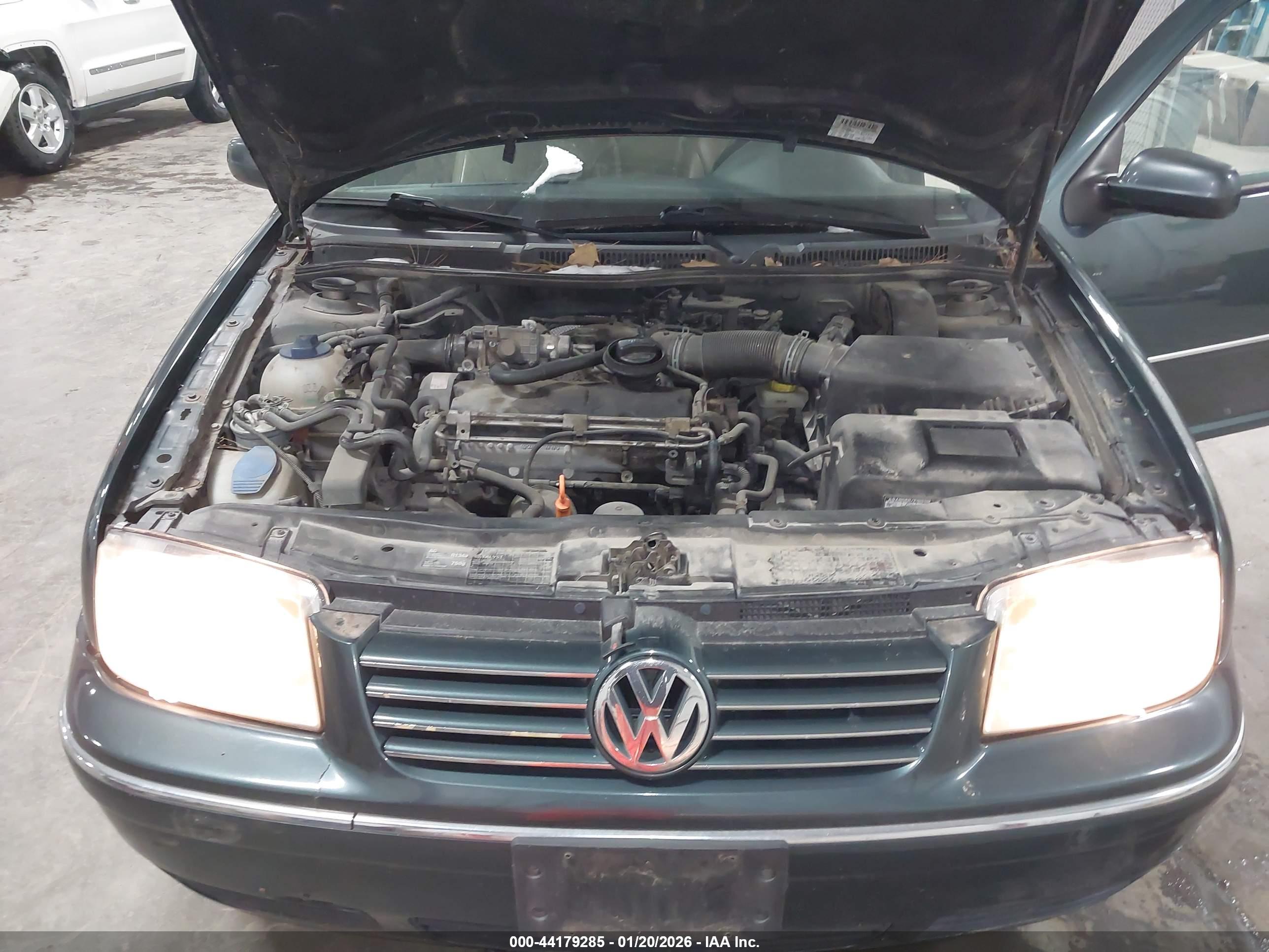 VOLKSWAGEN JETTA image 10
