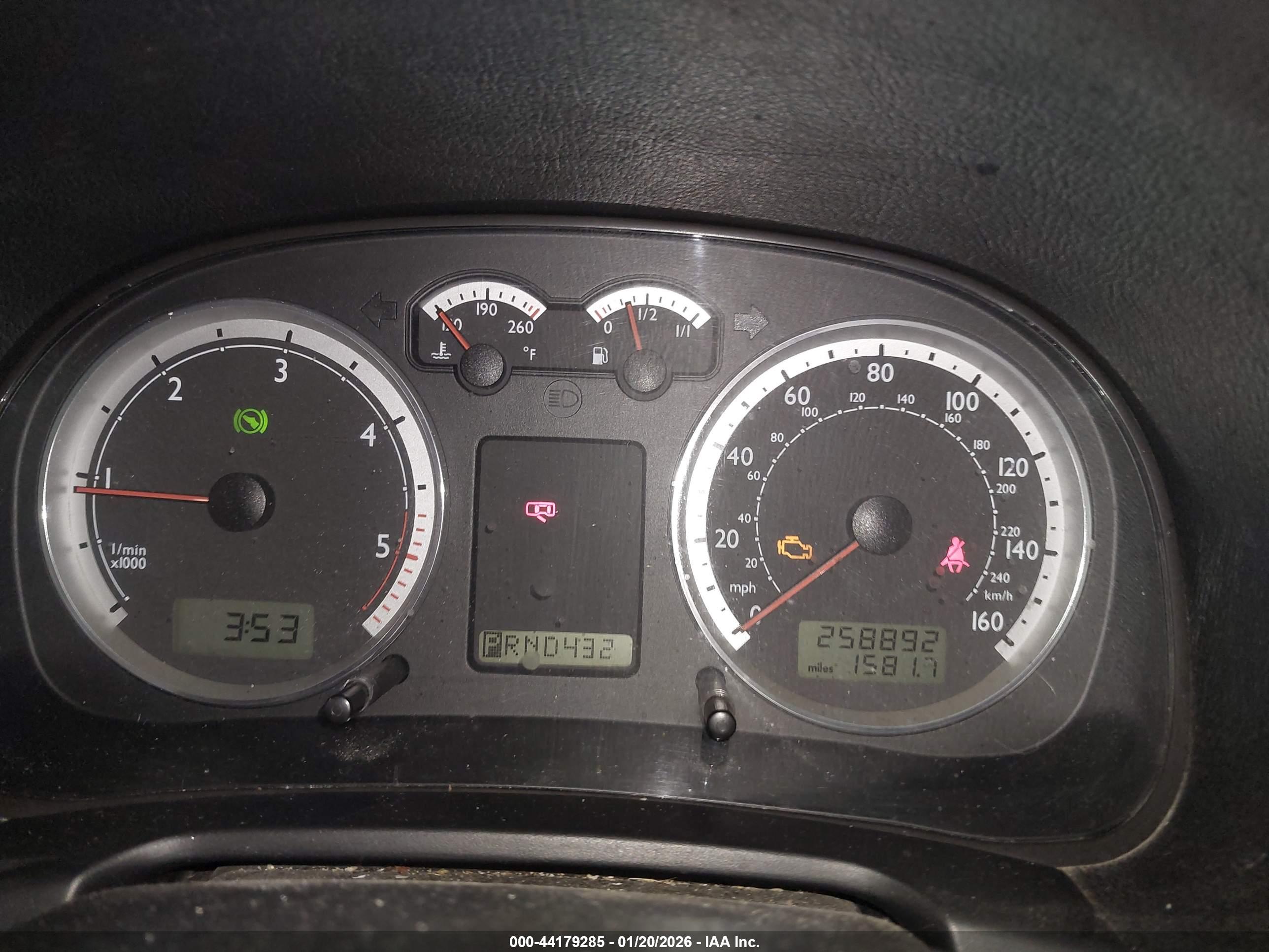 VOLKSWAGEN JETTA image 7