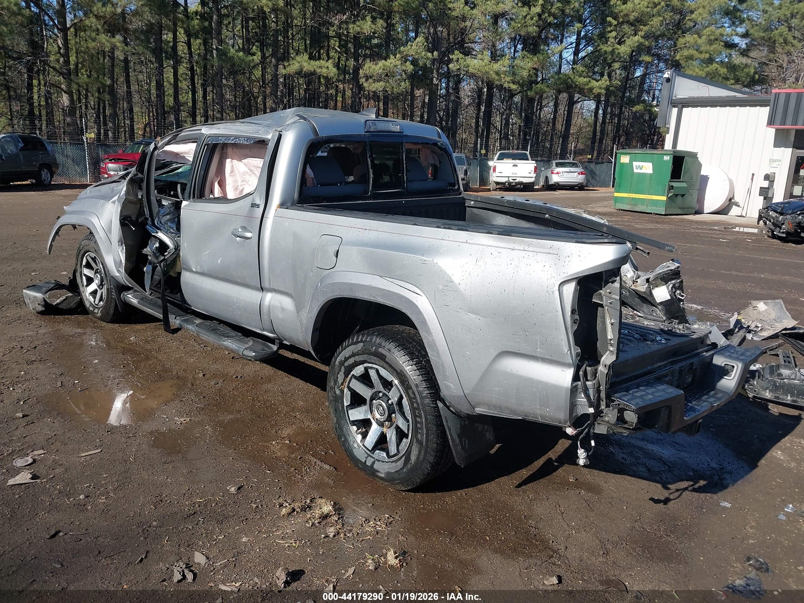 TOYOTA TACOMA image 3