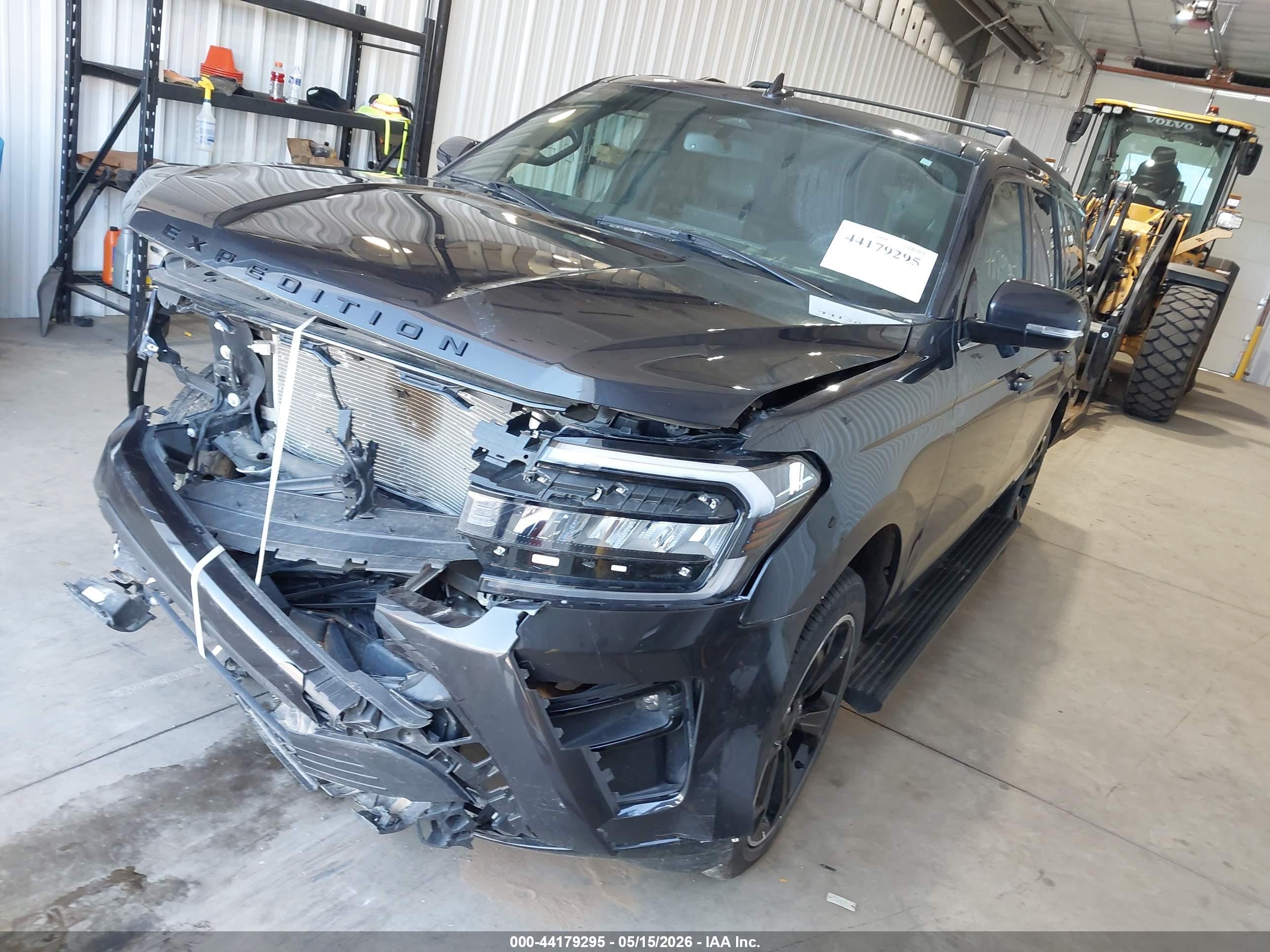 FORD EXPEDITION image 2