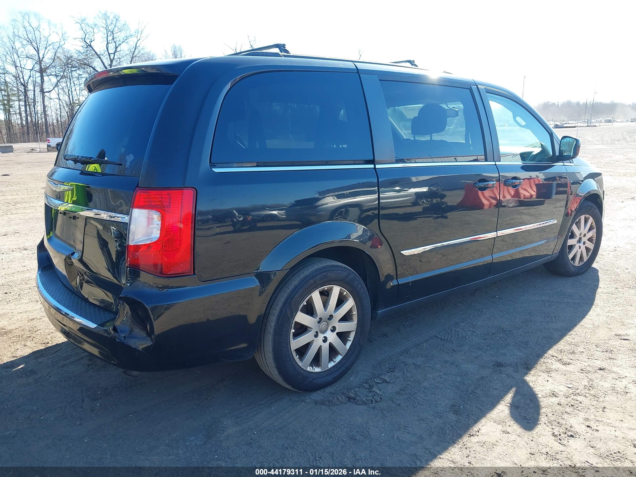 CHRYSLER TOWN image 4