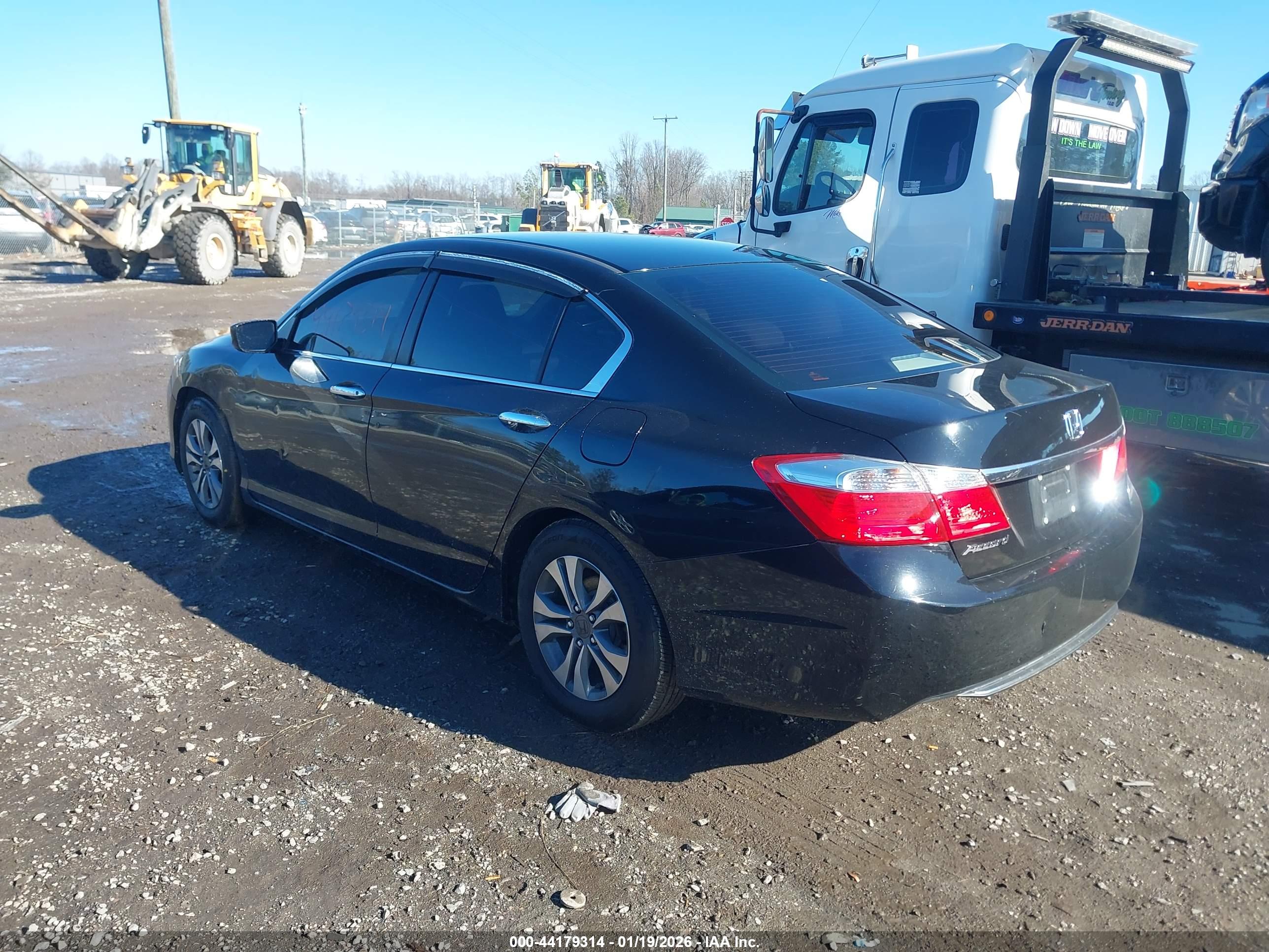 HONDA ACCORD image 3