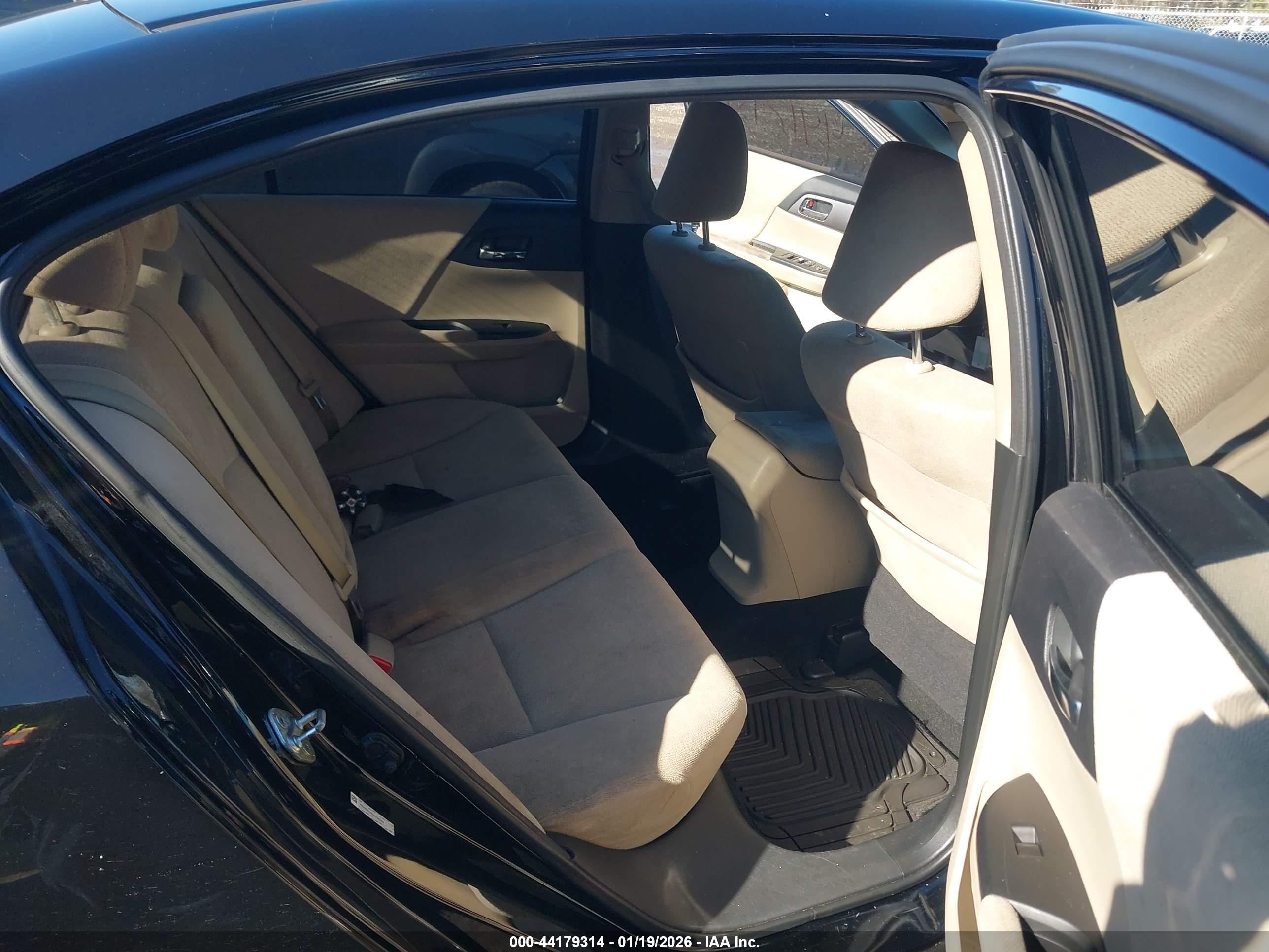 HONDA ACCORD image 8