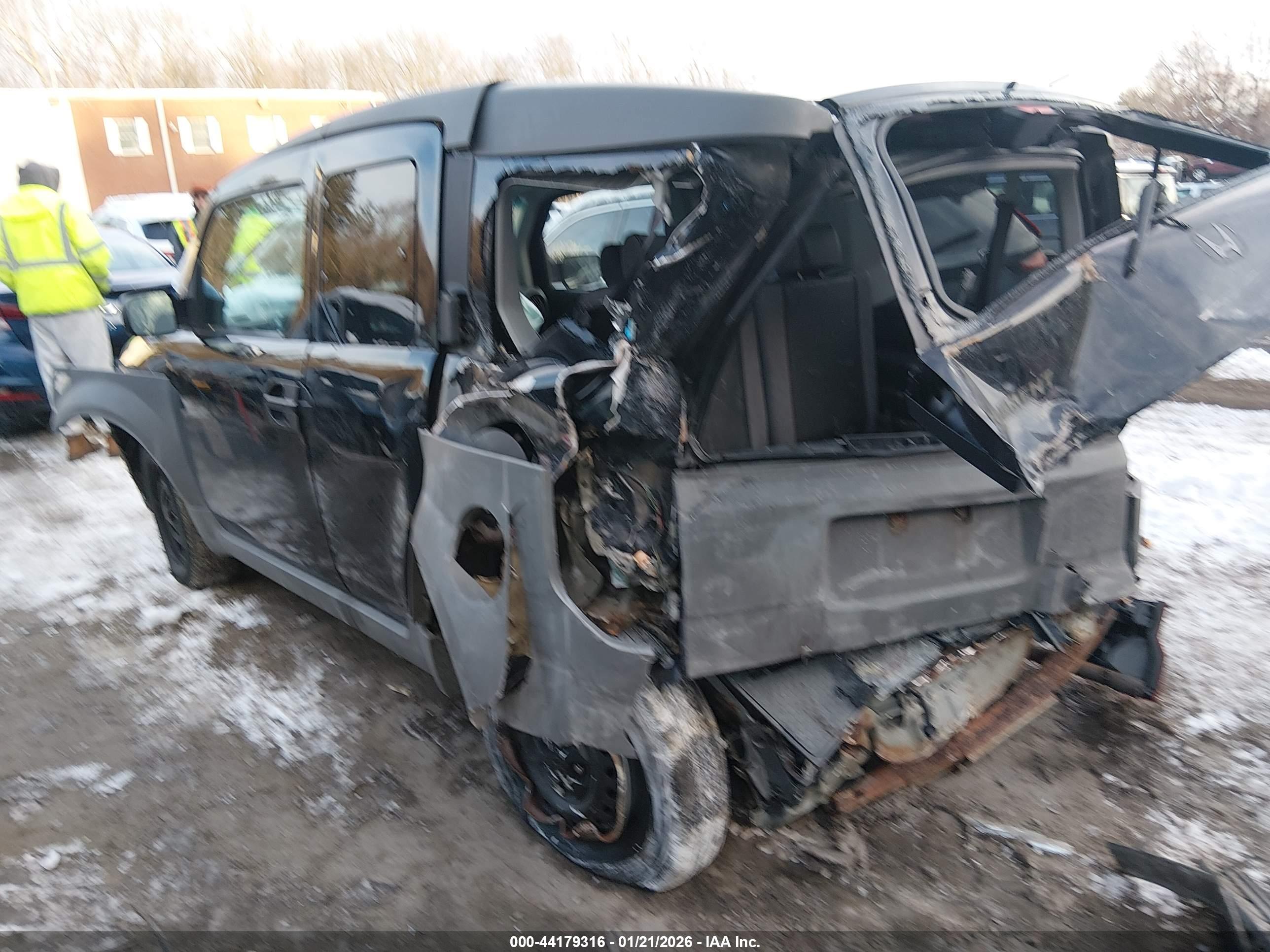 HONDA ELEMENT image 3