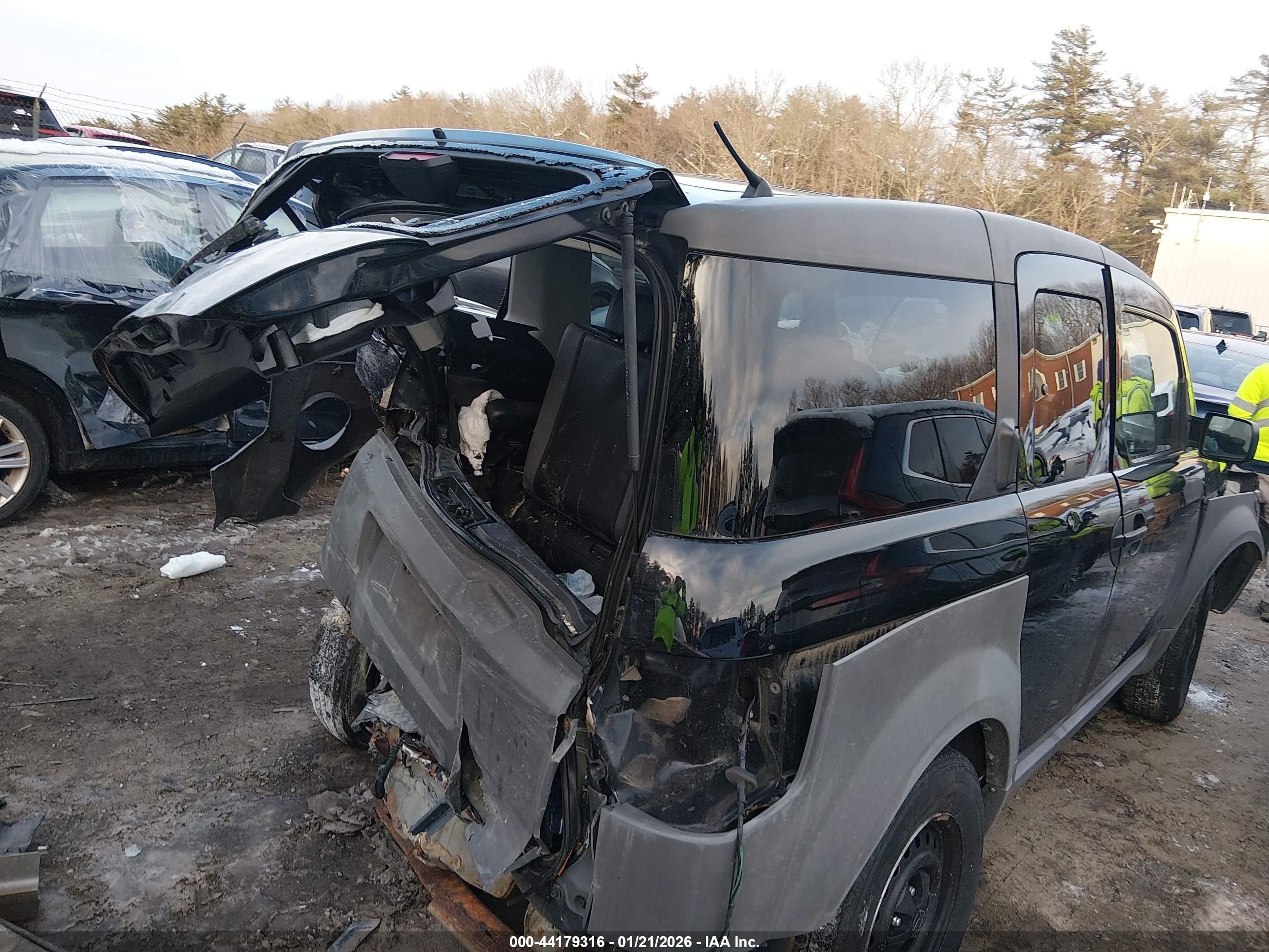 HONDA ELEMENT image 4