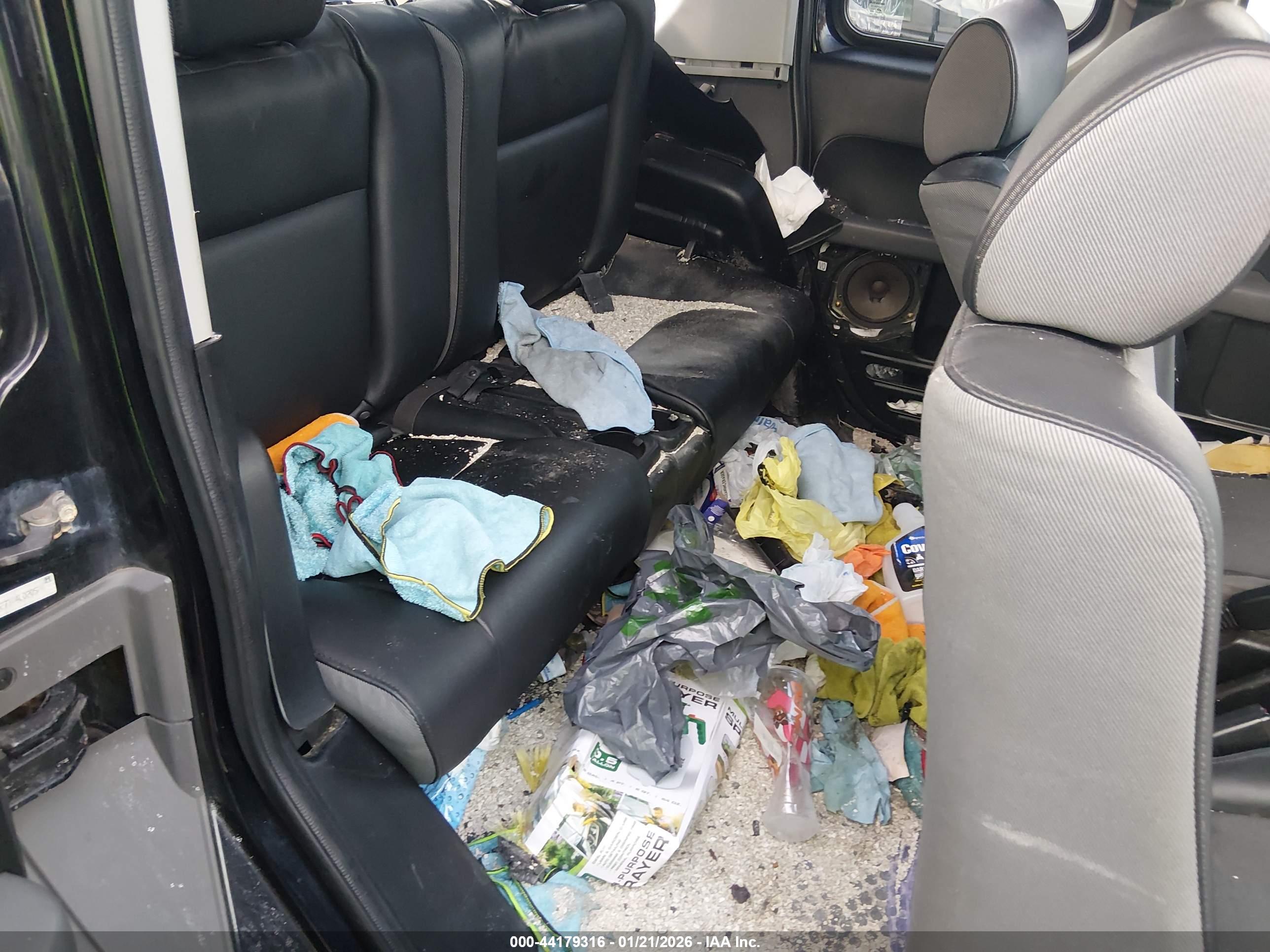 HONDA ELEMENT image 8
