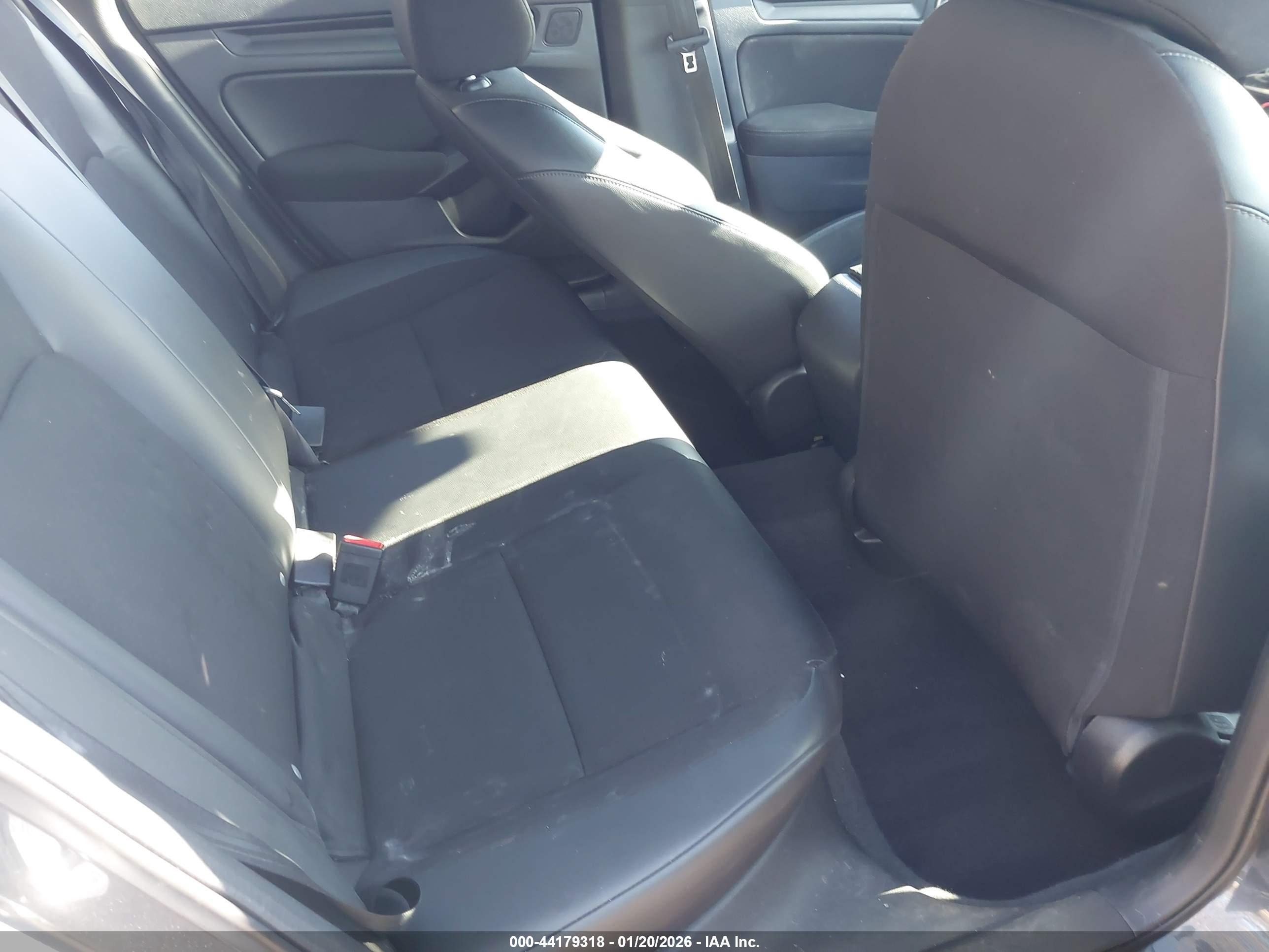 HONDA CIVIC image 8