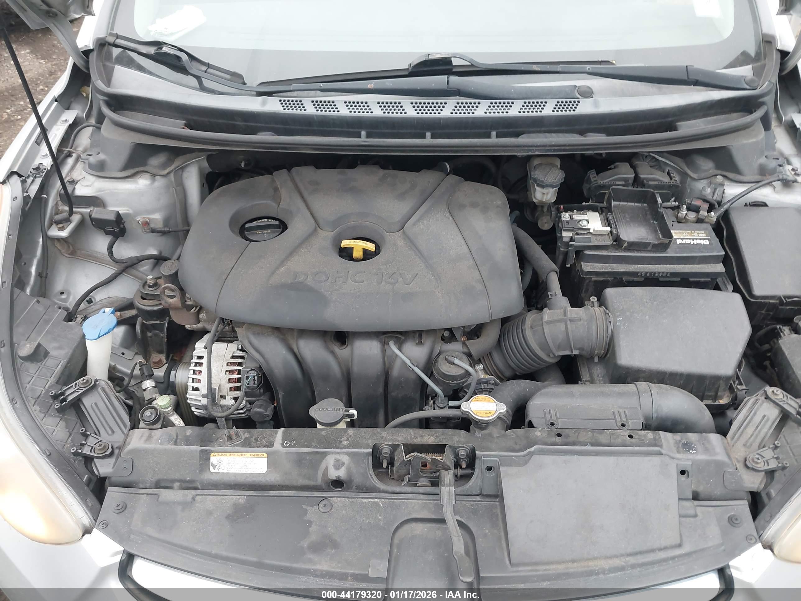 HYUNDAI ELANTRA image 10