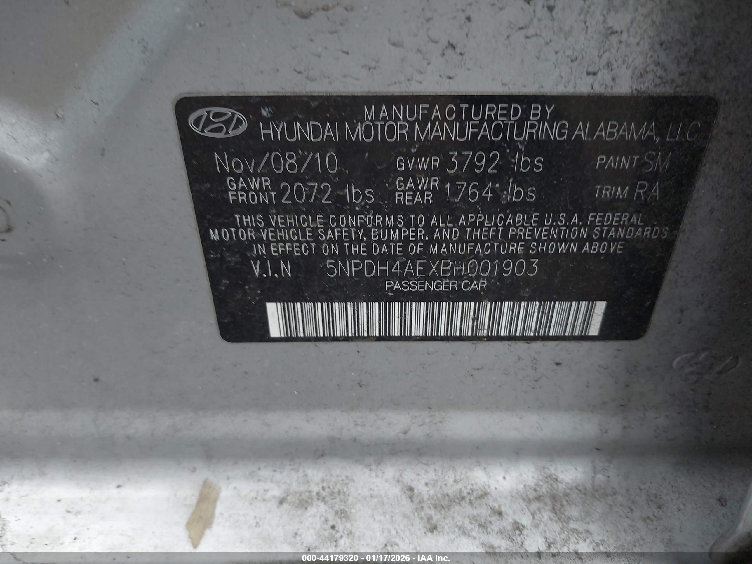 HYUNDAI ELANTRA image 9