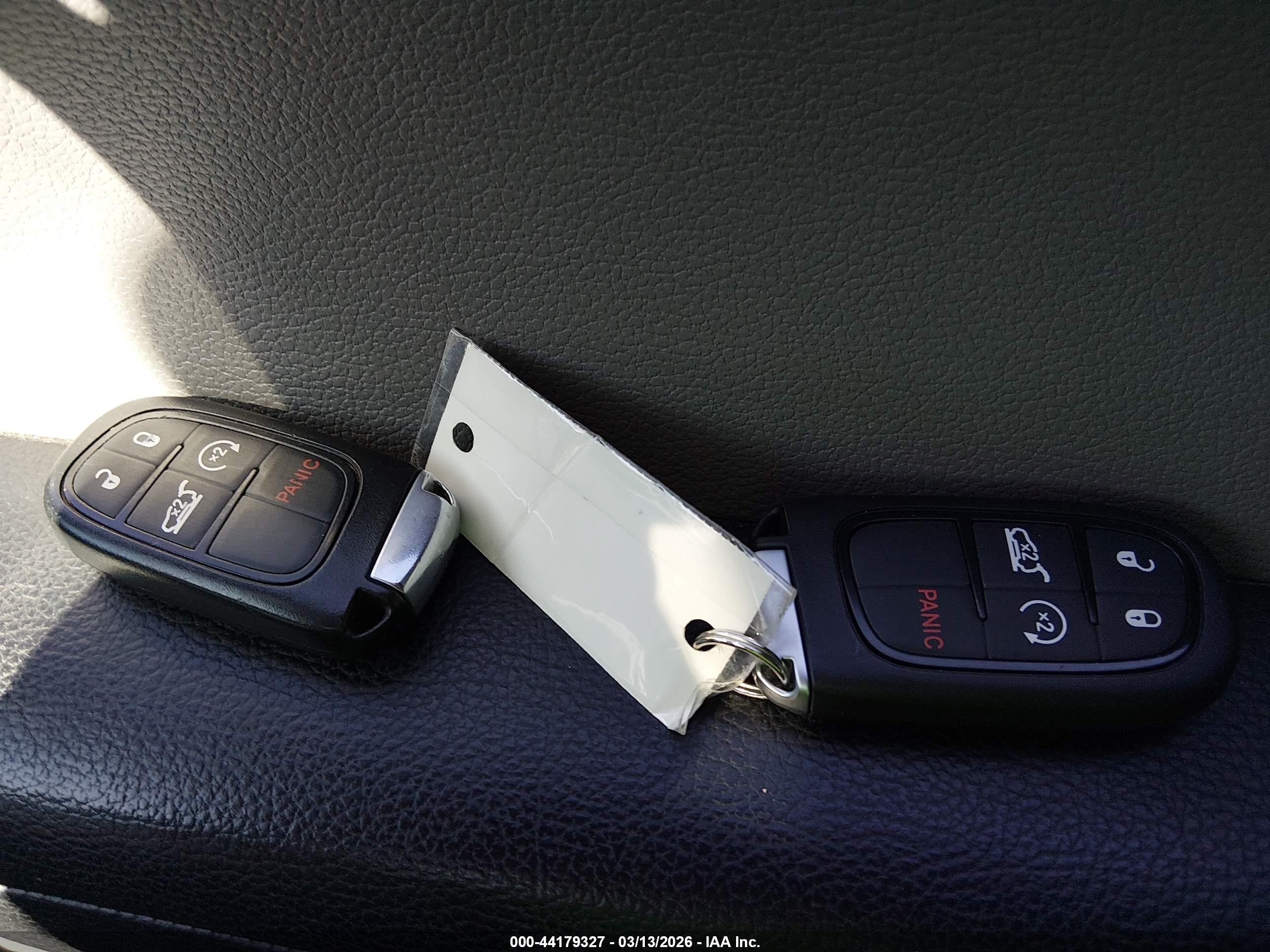 JEEP CHEROKEE image 11