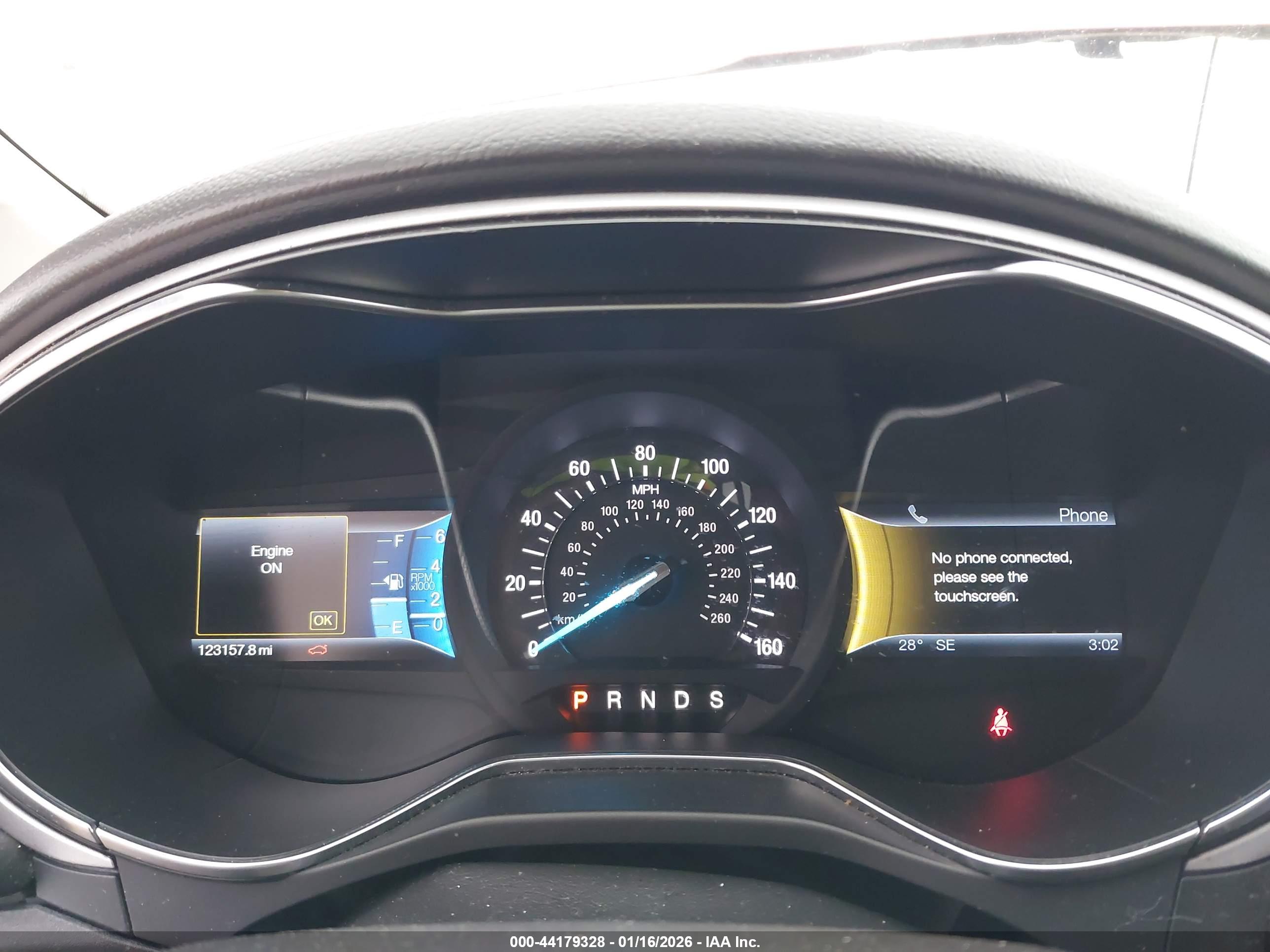 FORD FUSION image 7