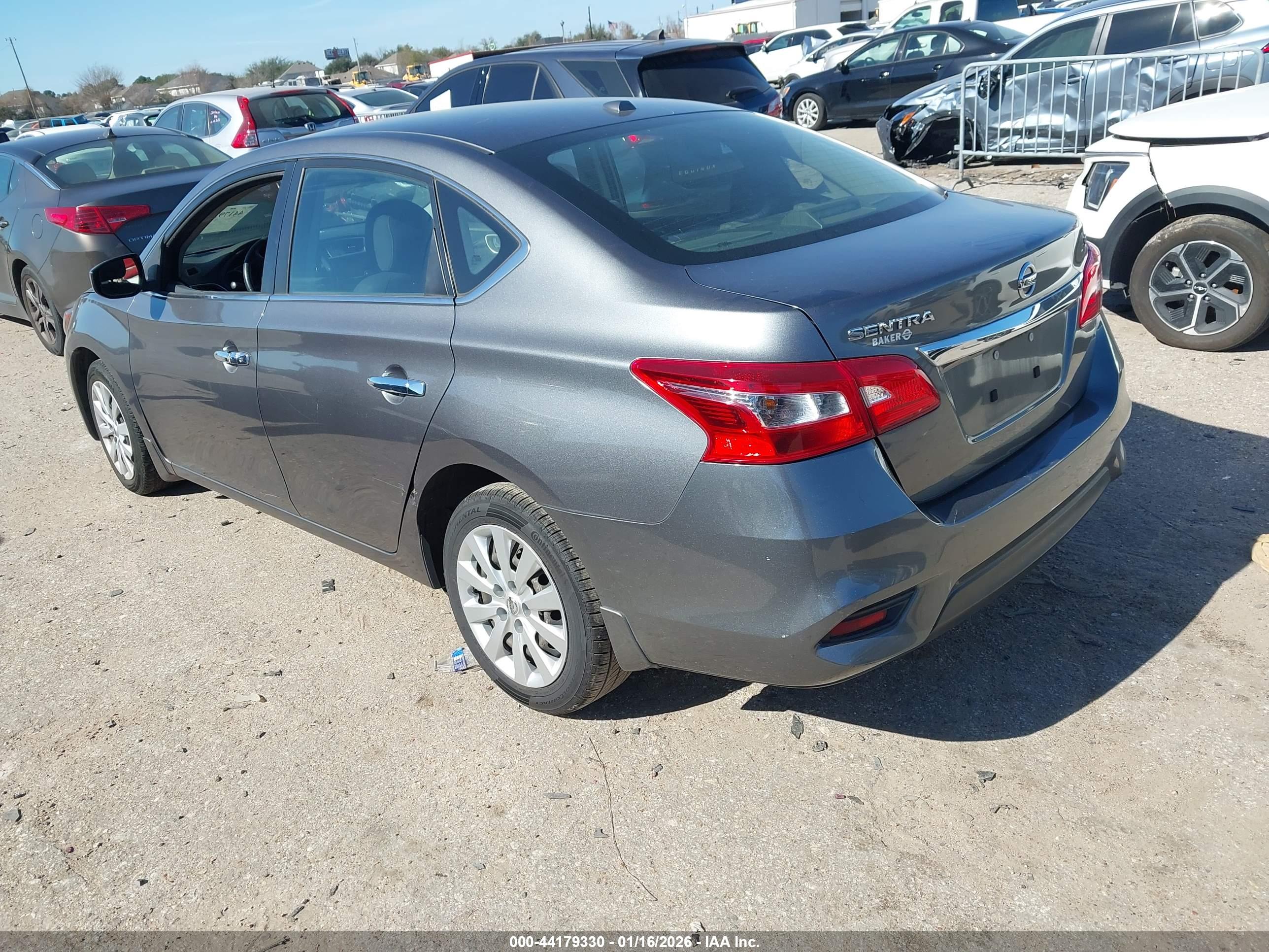NISSAN SENTRA image 3