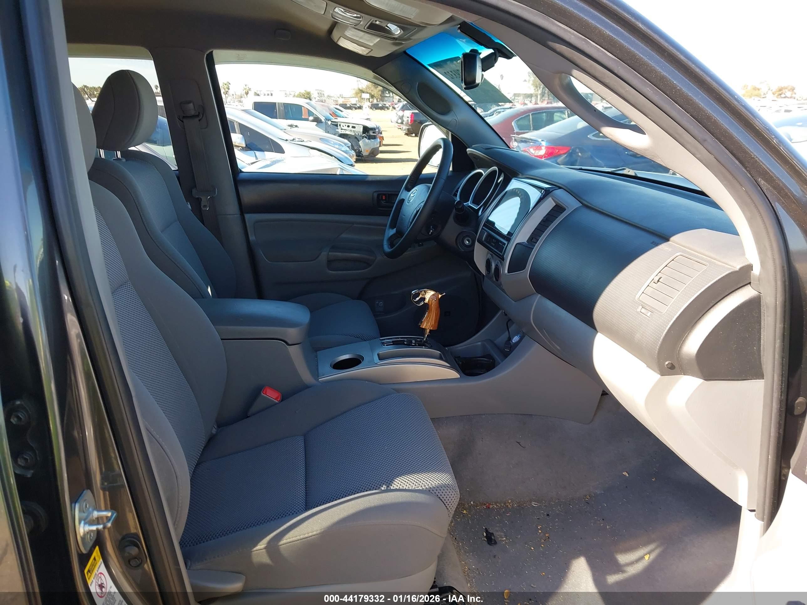 TOYOTA TACOMA image 5