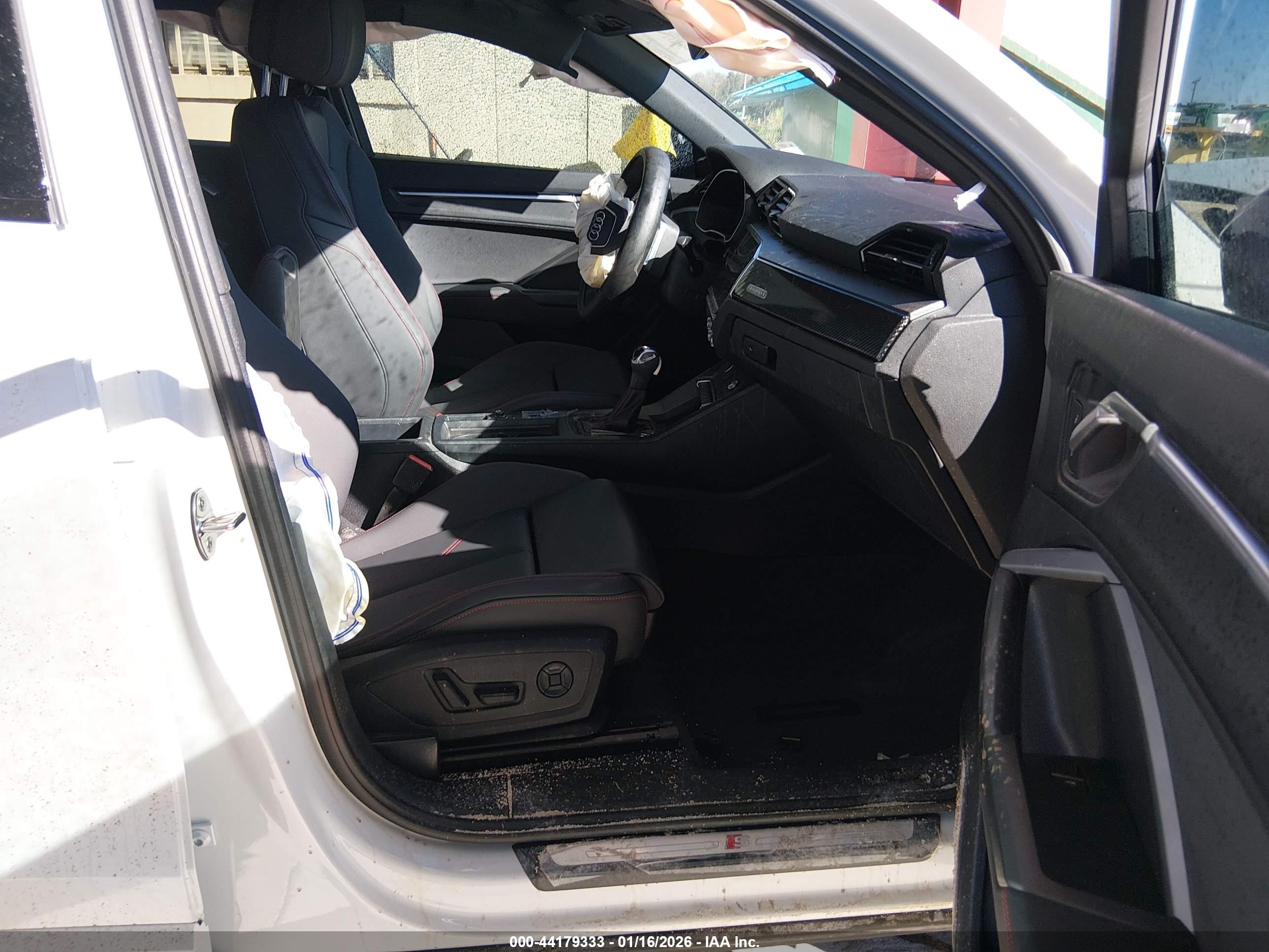 AUDI Q3 image 5