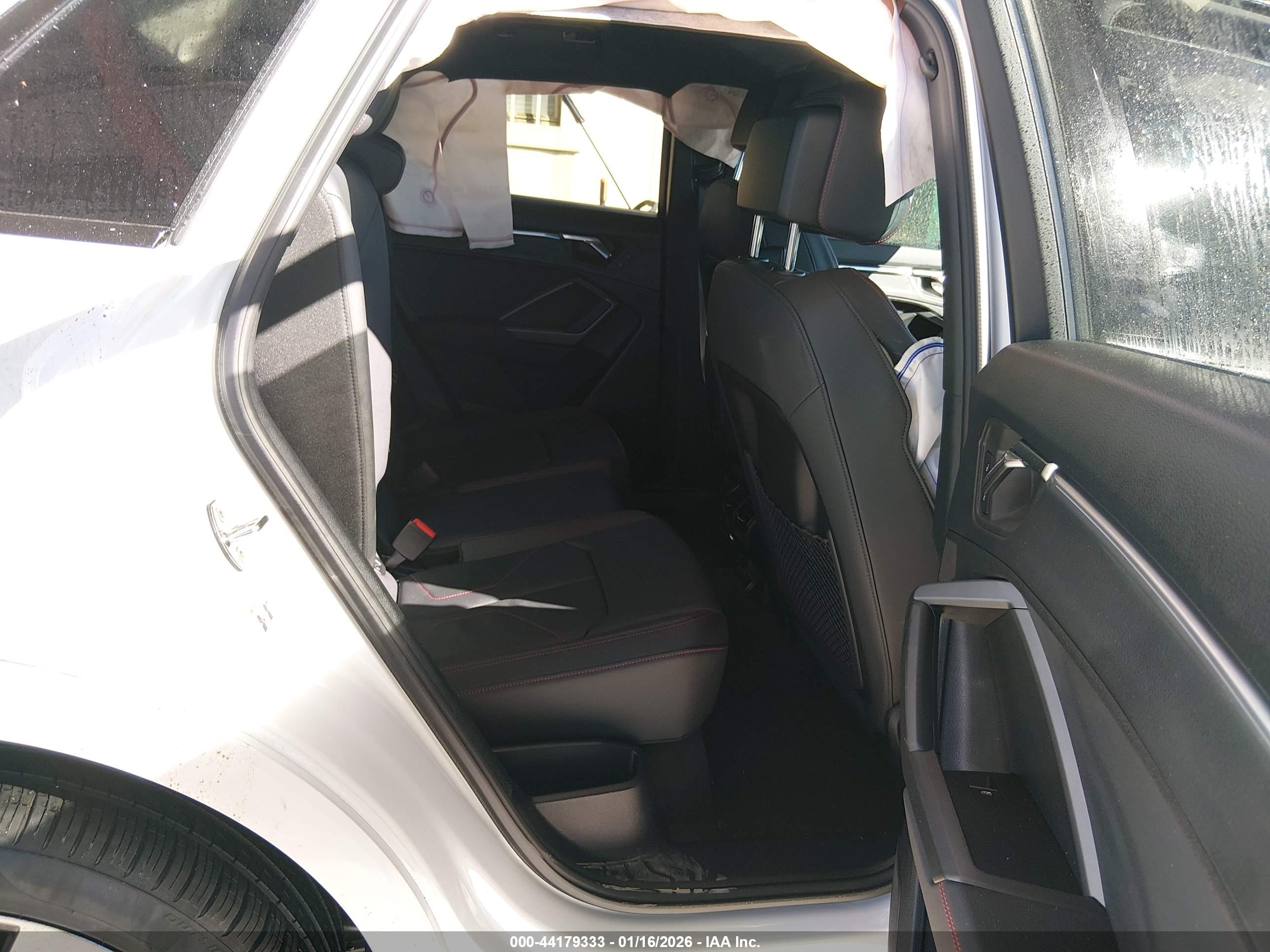 AUDI Q3 image 8