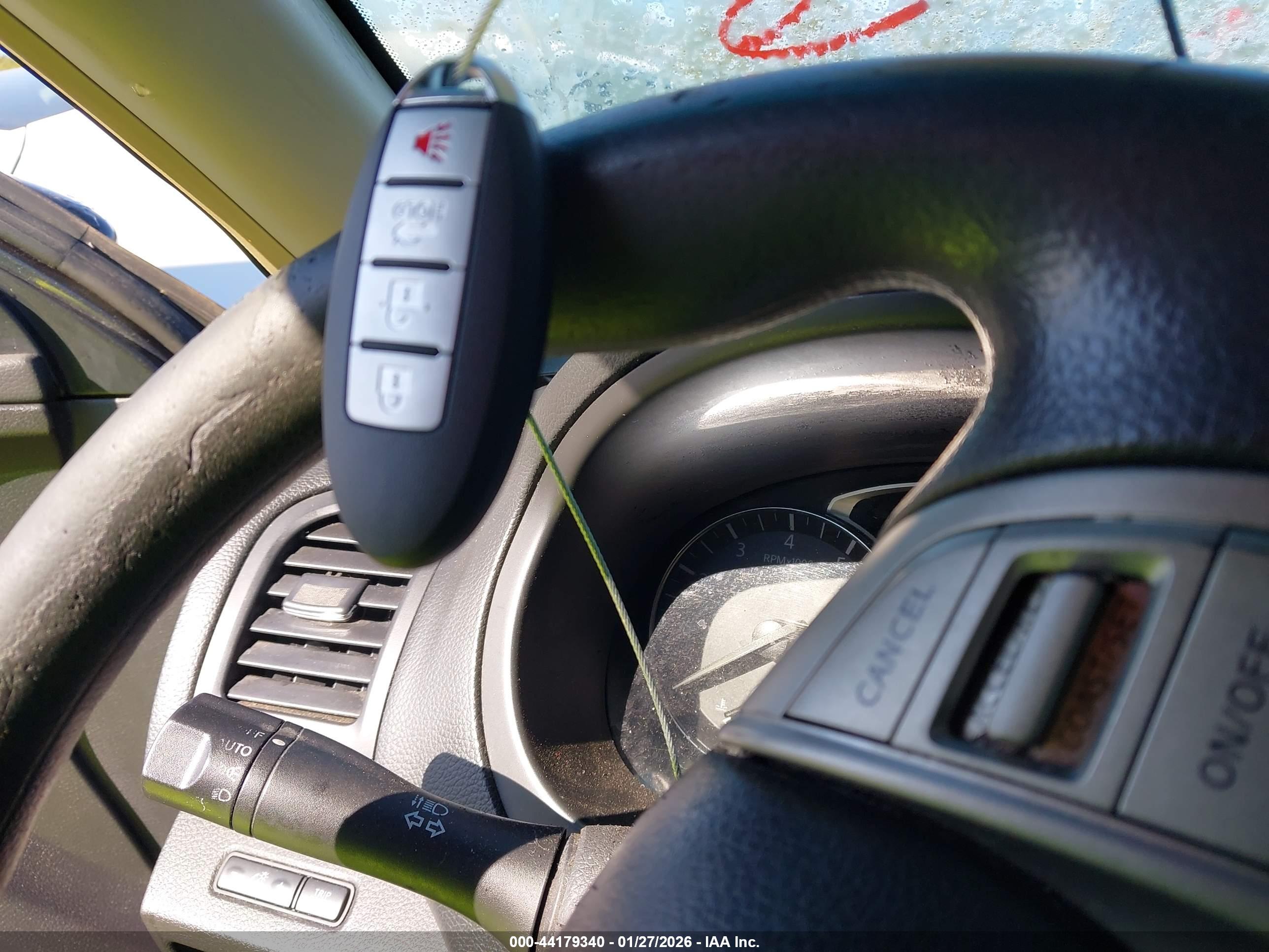 NISSAN ALTIMA image 11