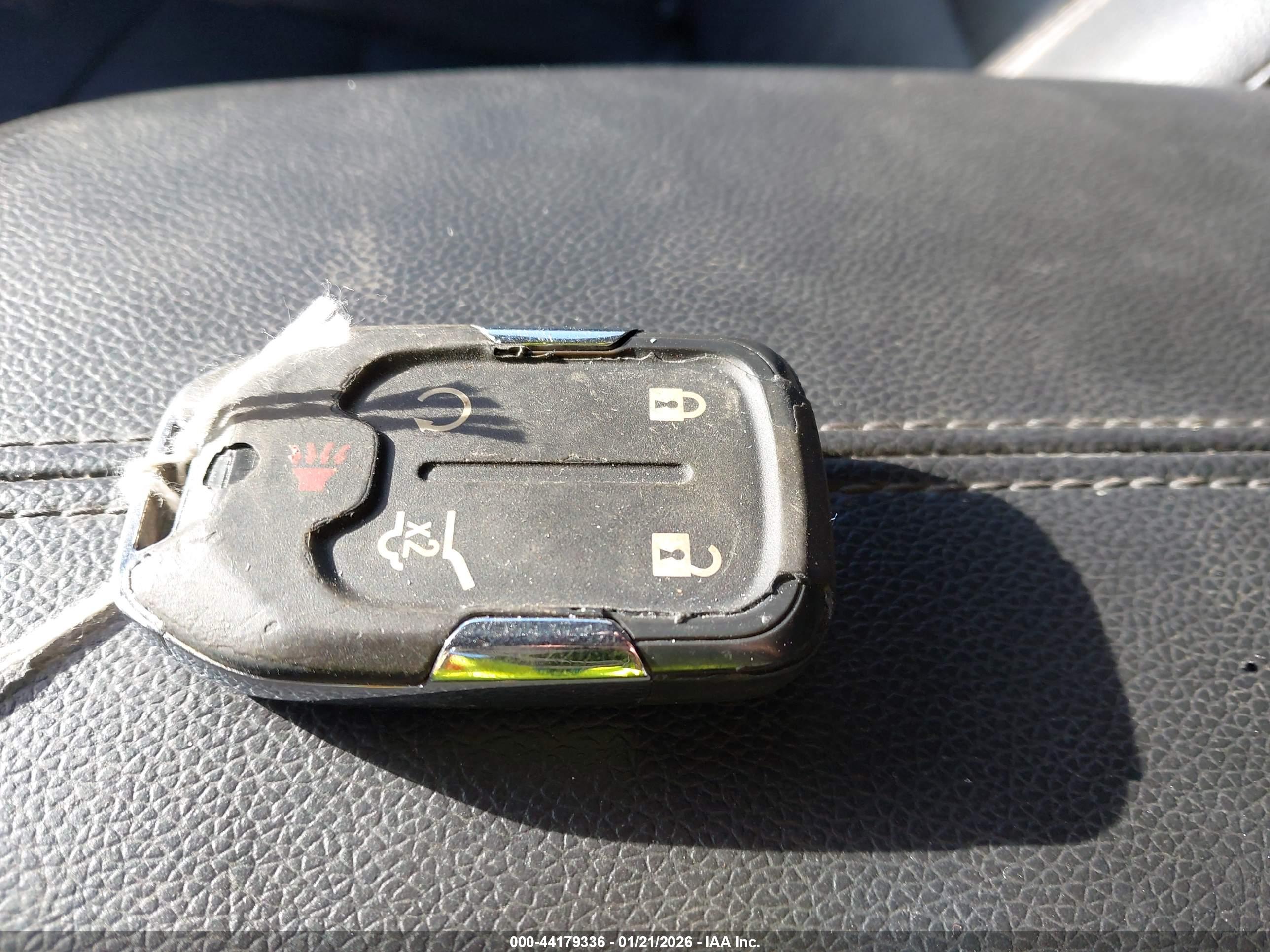 GMC TERRAIN image 11