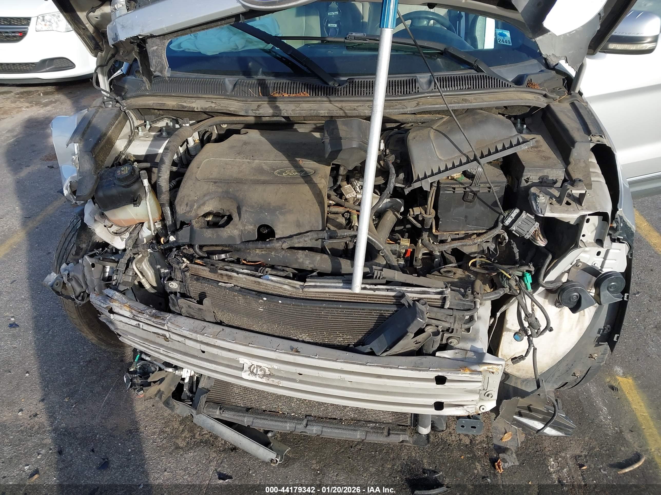 FORD EXPLORER image 10