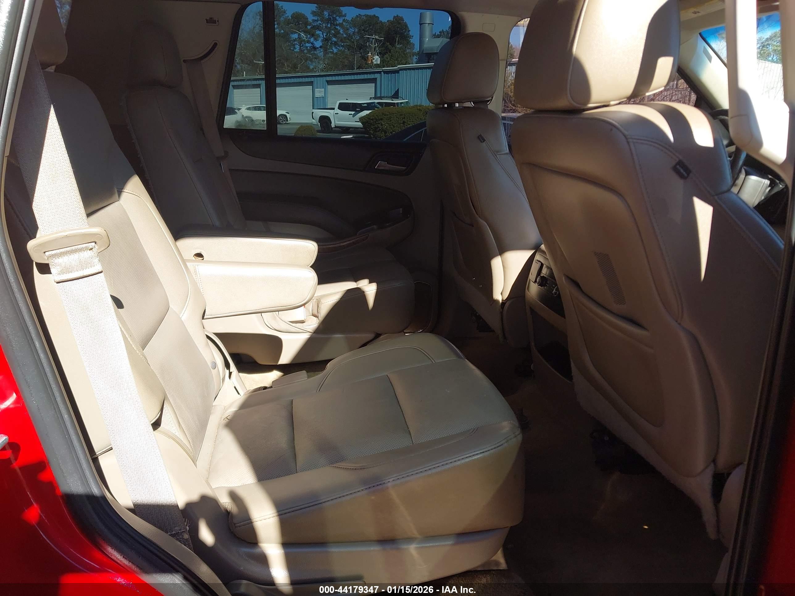 CHEVROLET TAHOE image 8