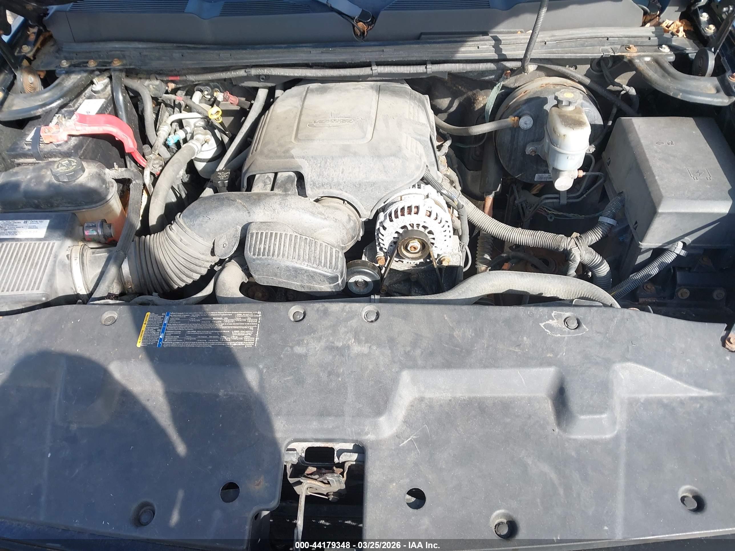 CHEVROLET SILVERADO image 10