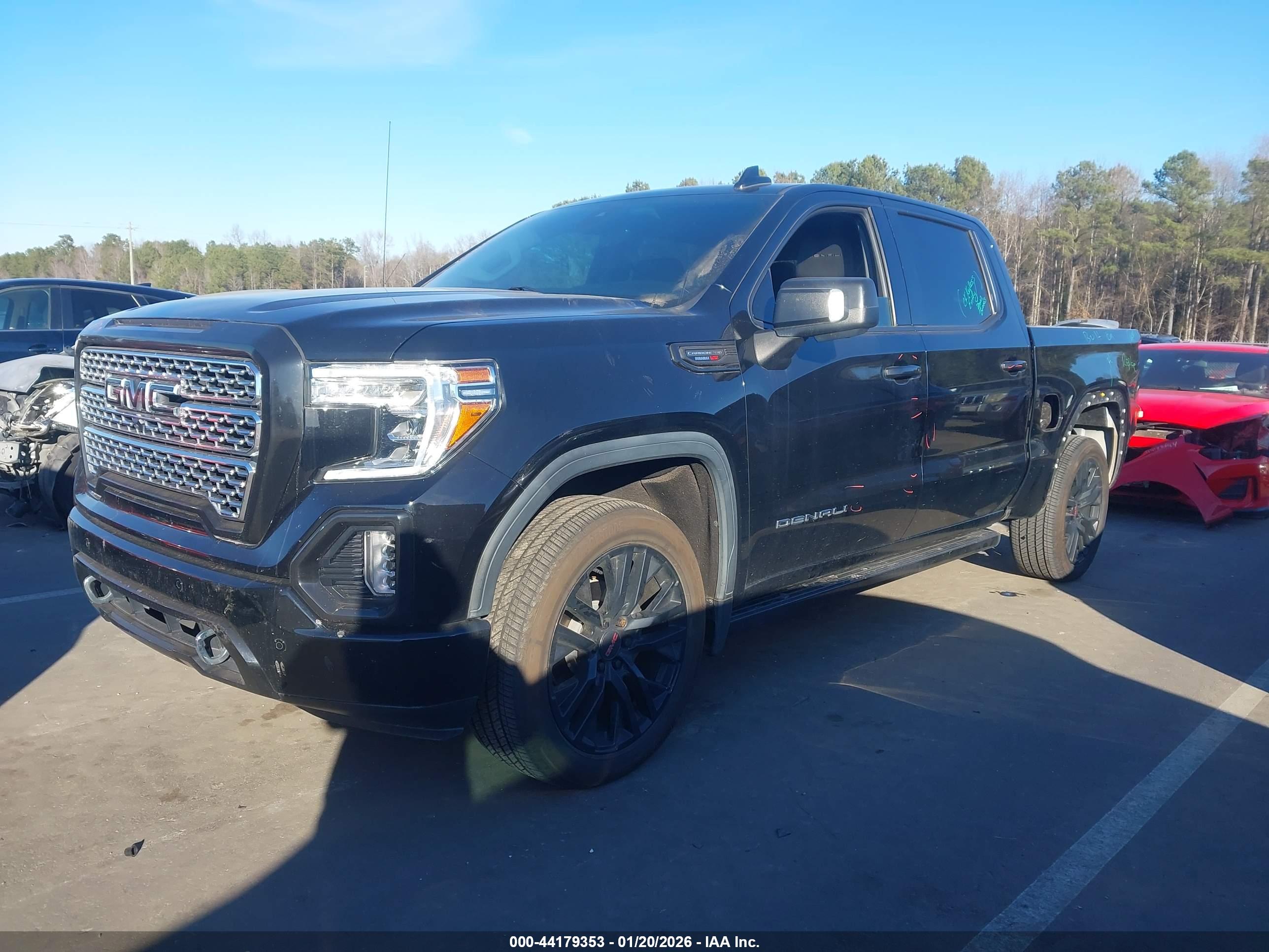 GMC SIERRA image 2