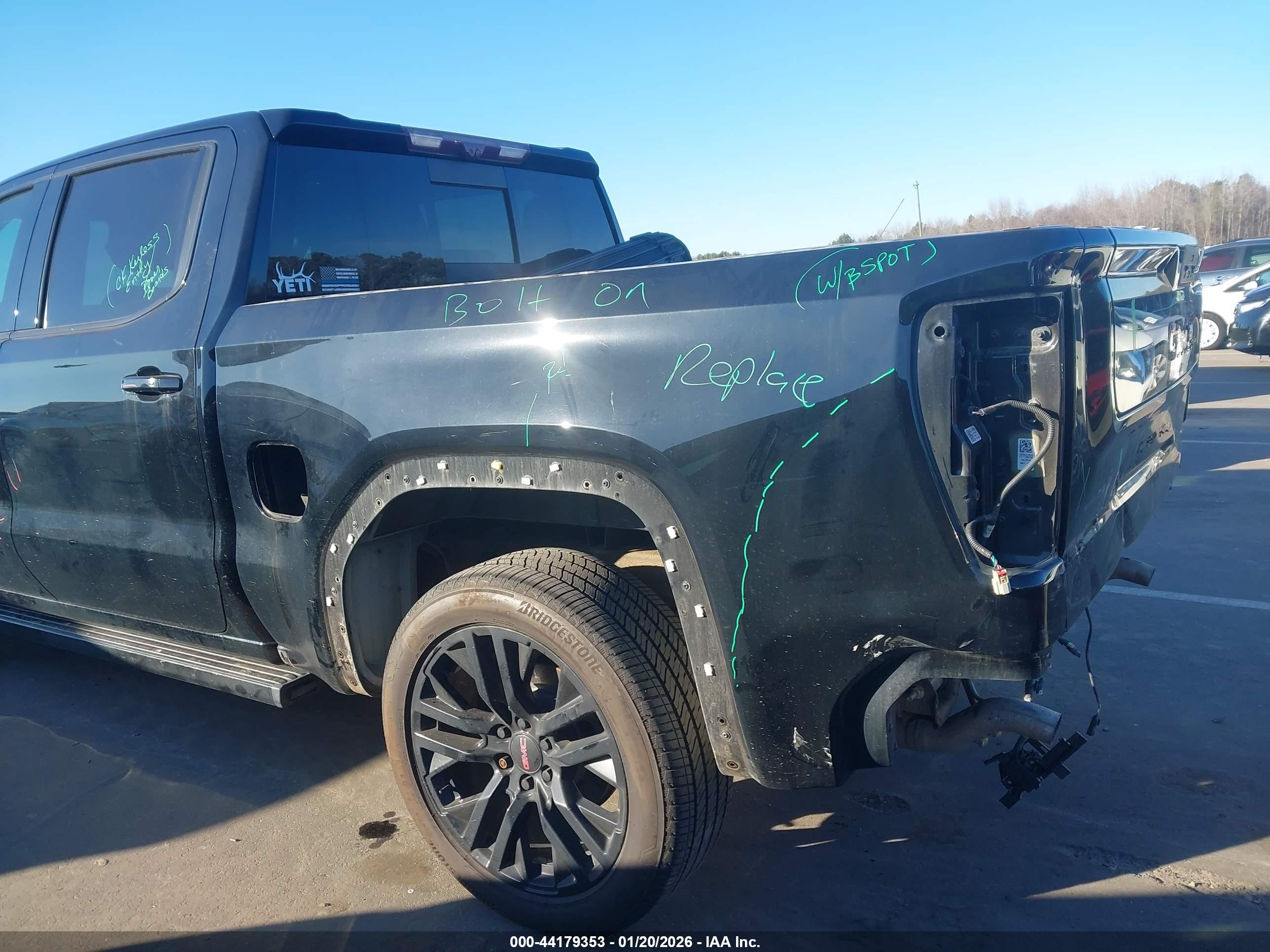 GMC SIERRA image 6