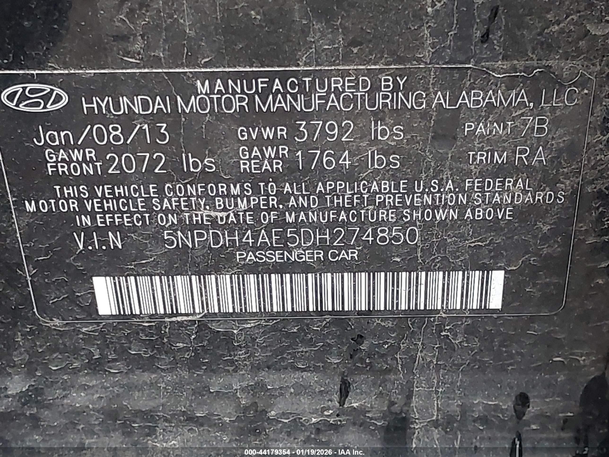 HYUNDAI ELANTRA image 9