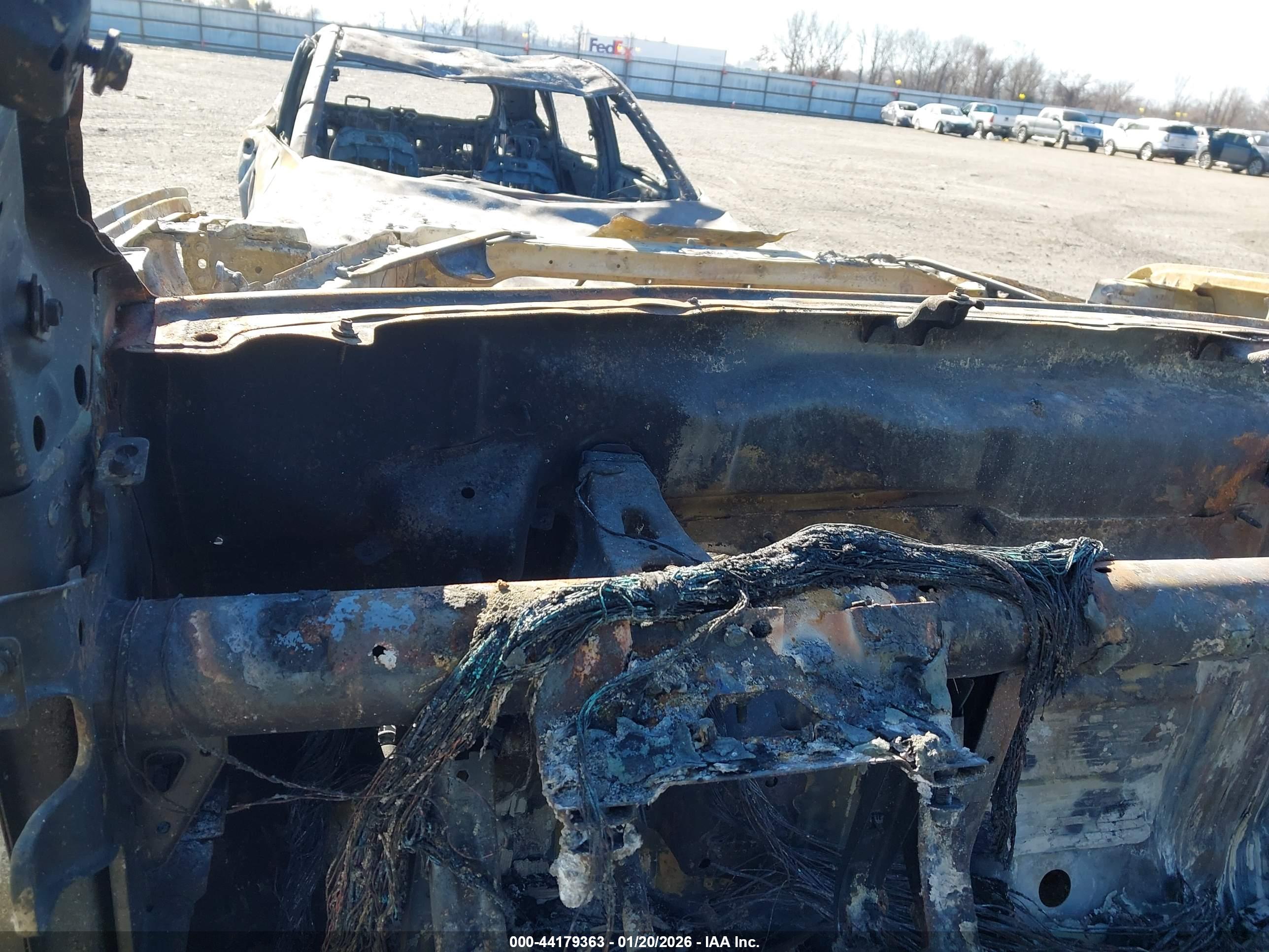 CHEVROLET SILVERADO image 7