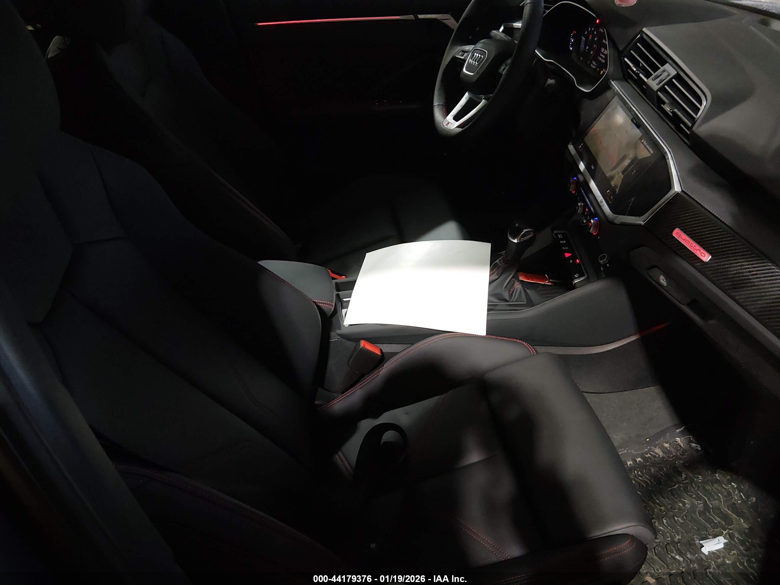 AUDI Q3 image 5