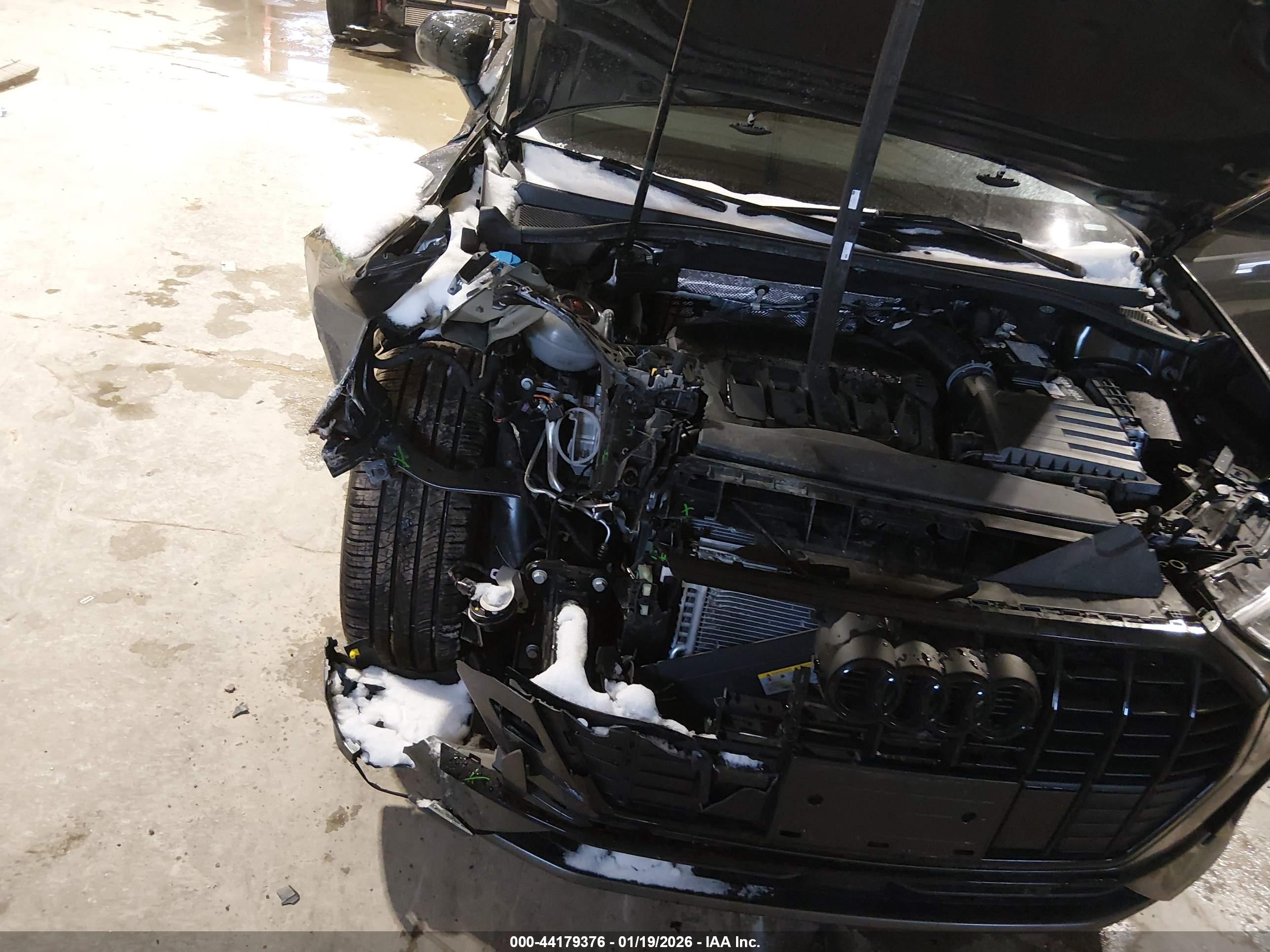 AUDI Q3 image 6