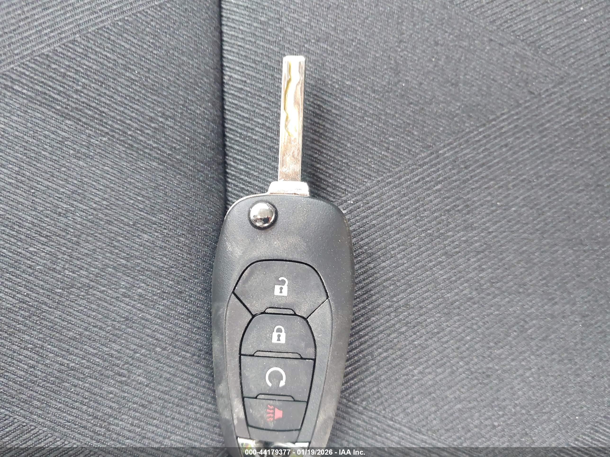 CHEVROLET TRAX image 11