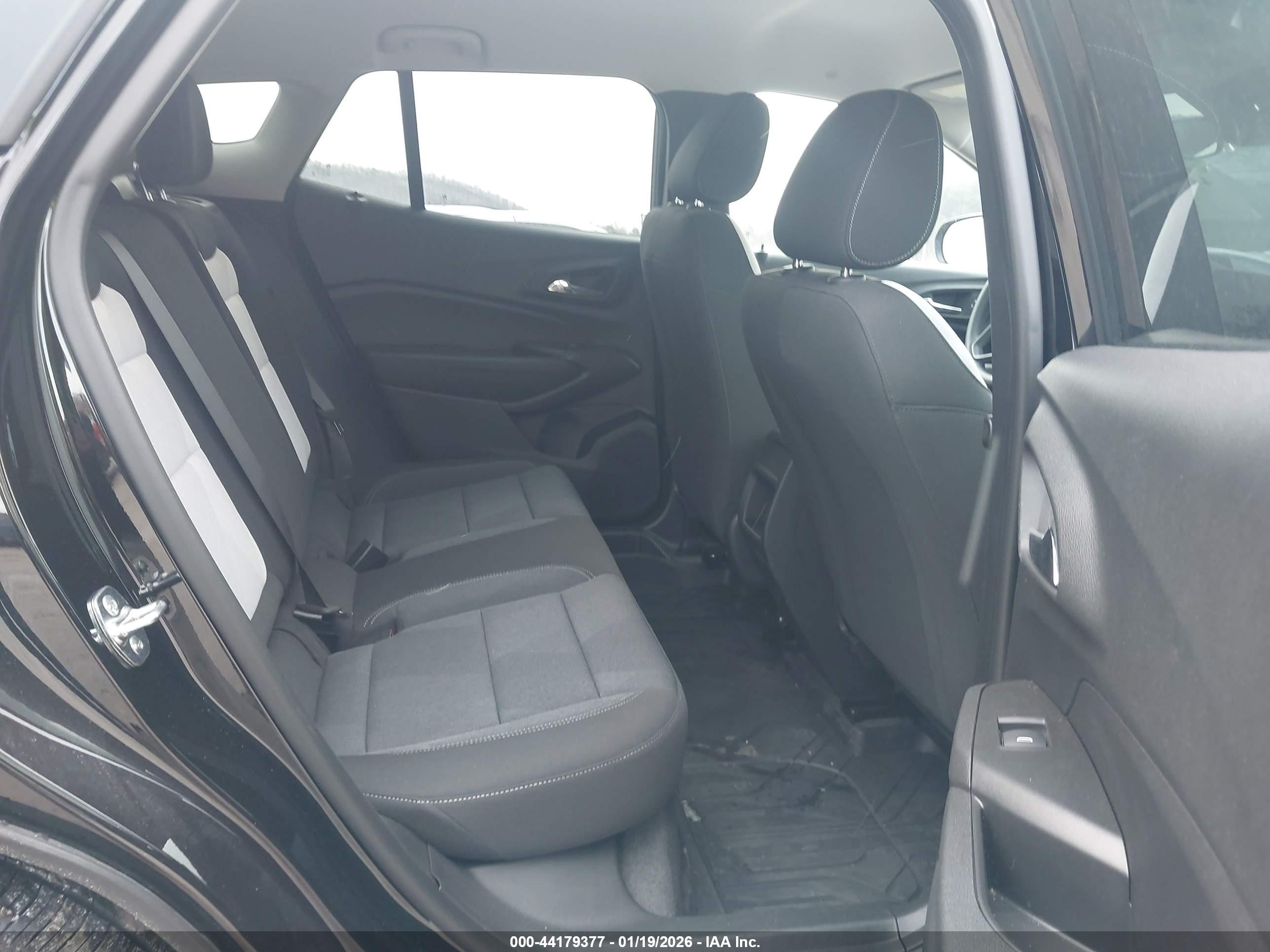 CHEVROLET TRAX image 8