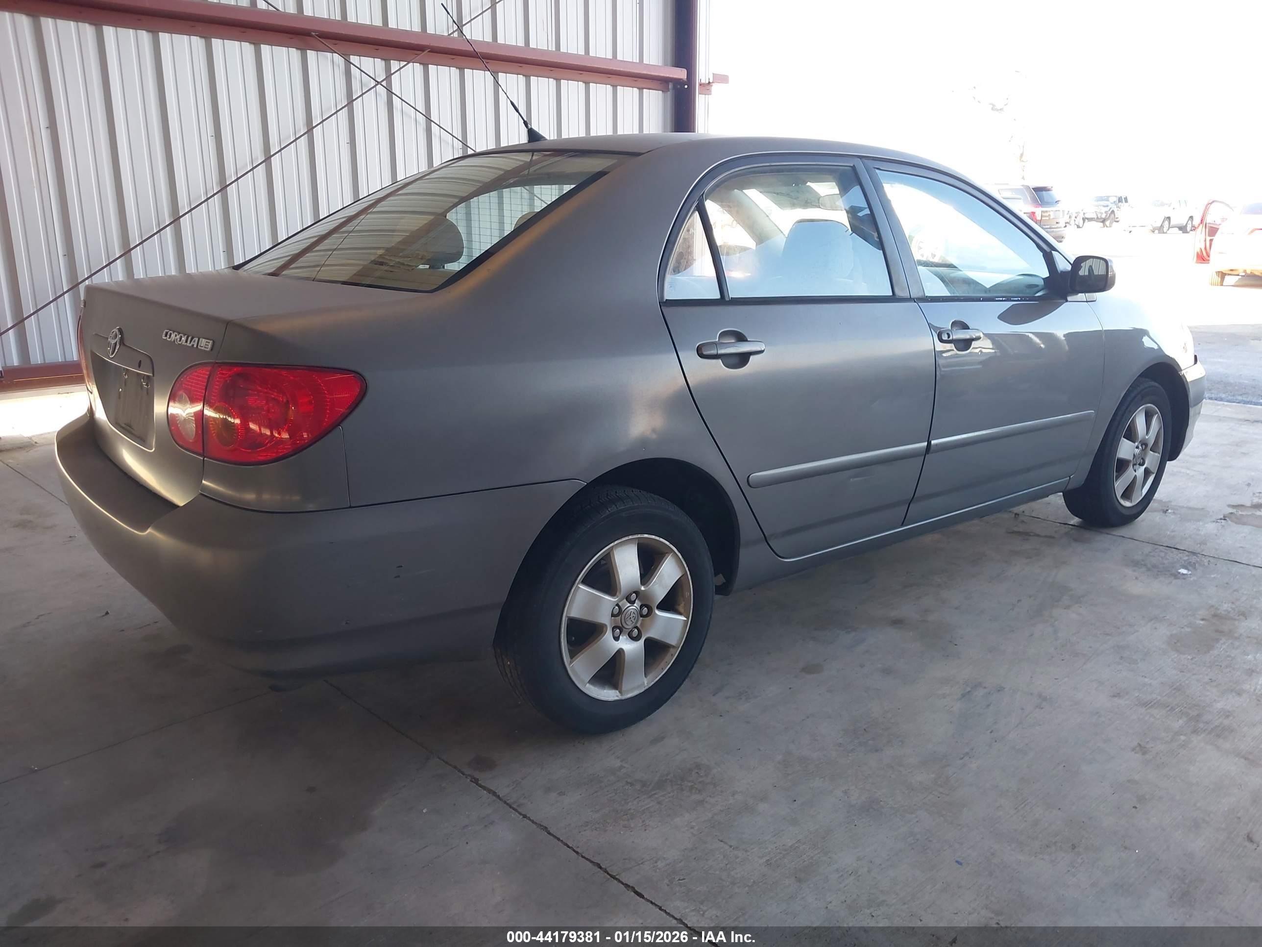 TOYOTA COROLLA image 4
