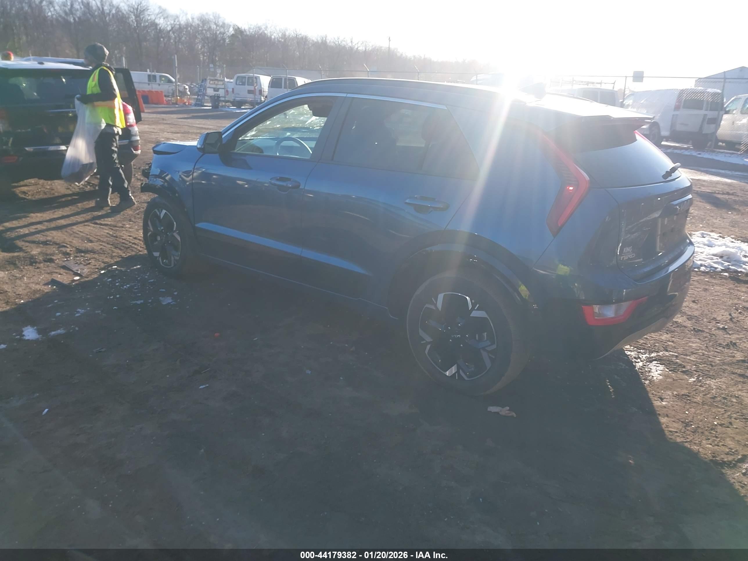 KIA NIRO image 3