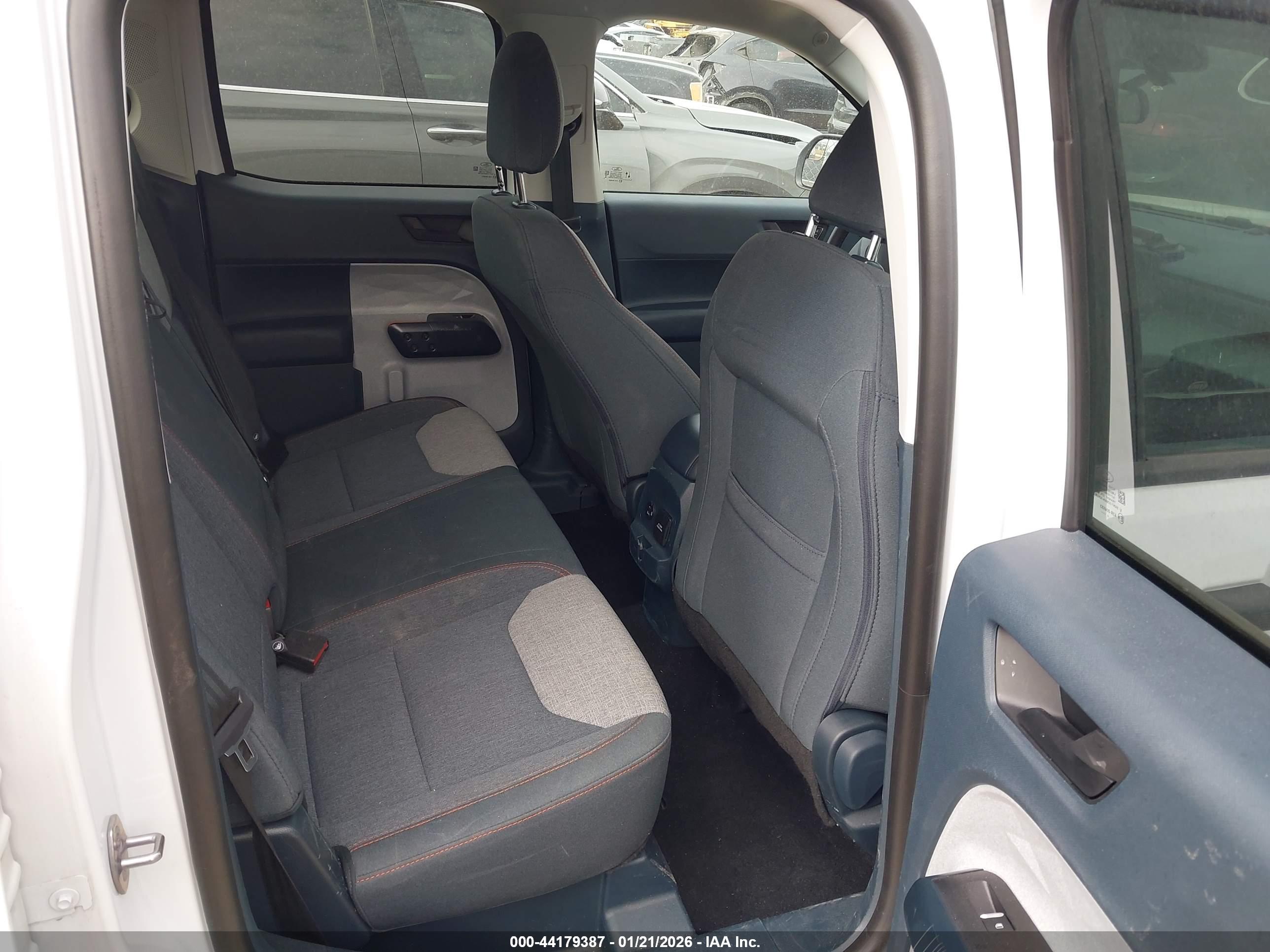 FORD MAVERICK image 8