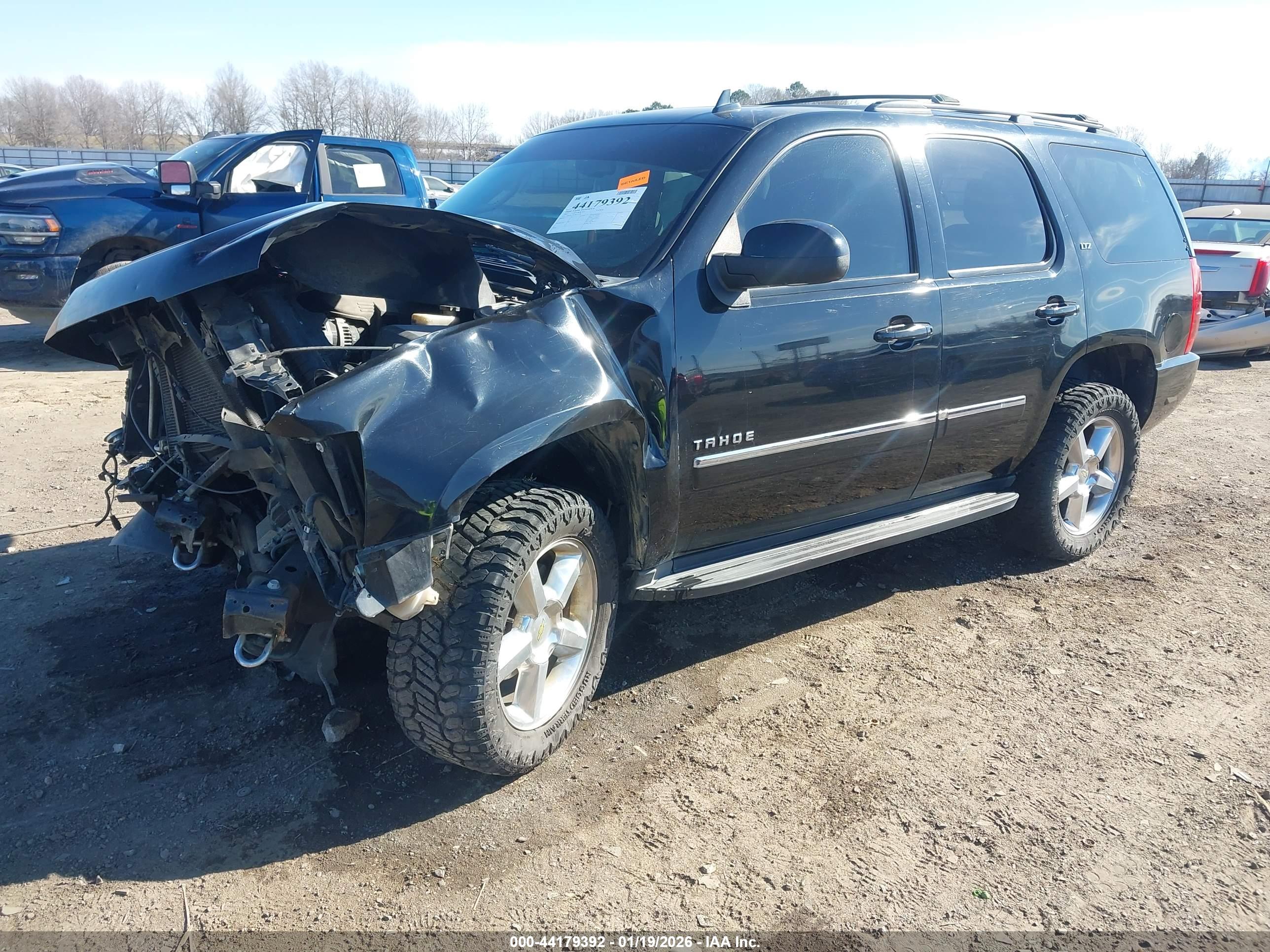 CHEVROLET TAHOE image 2