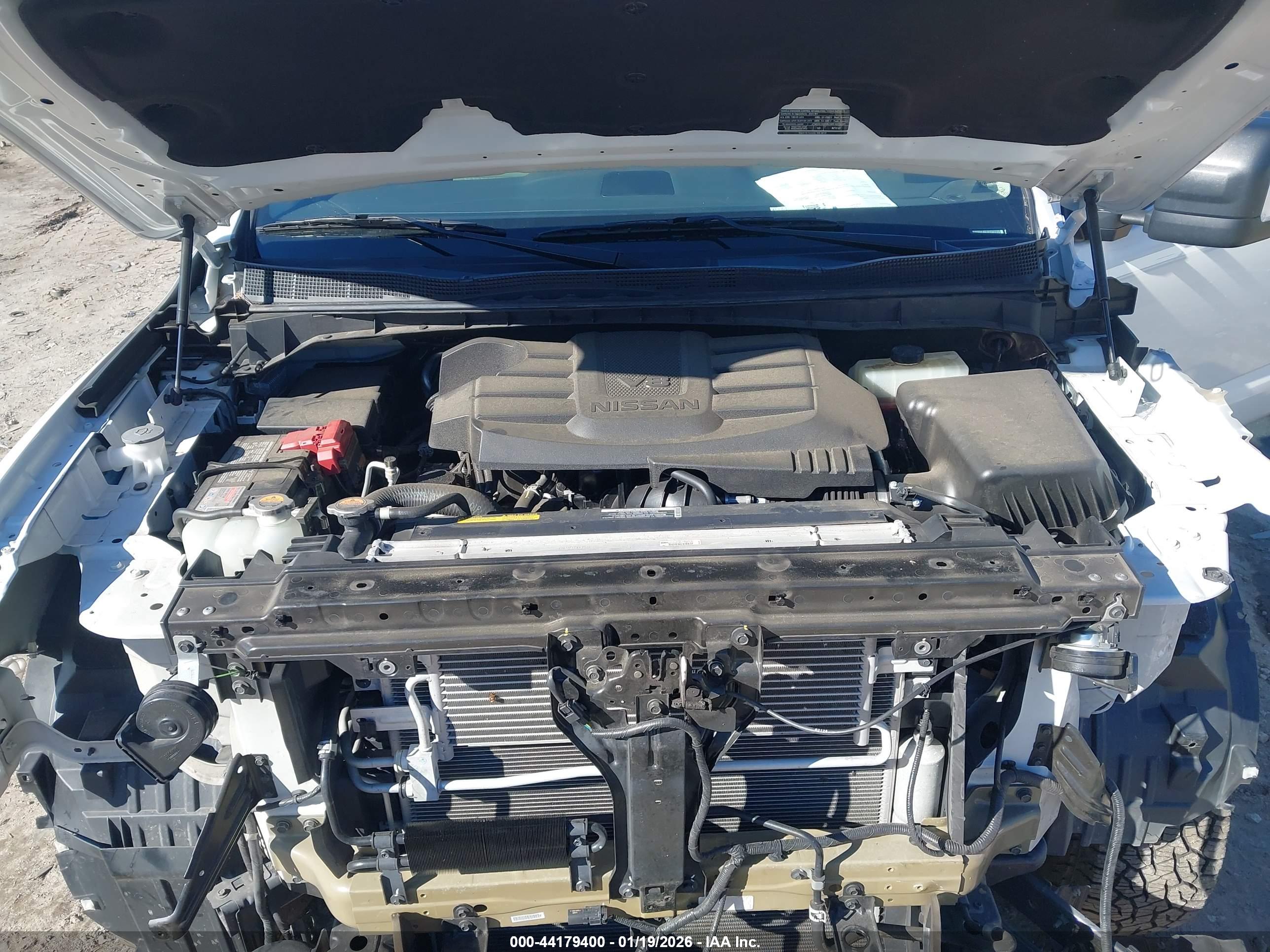 NISSAN TITAN image 10