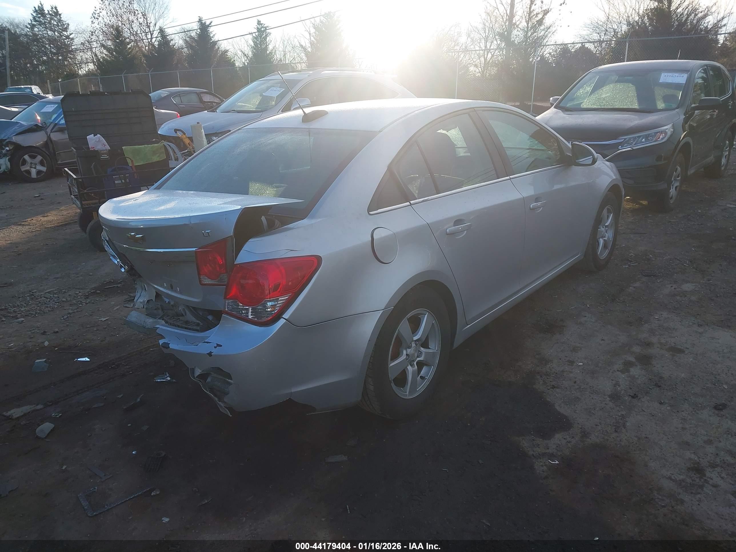 CHEVROLET CRUZE image 4