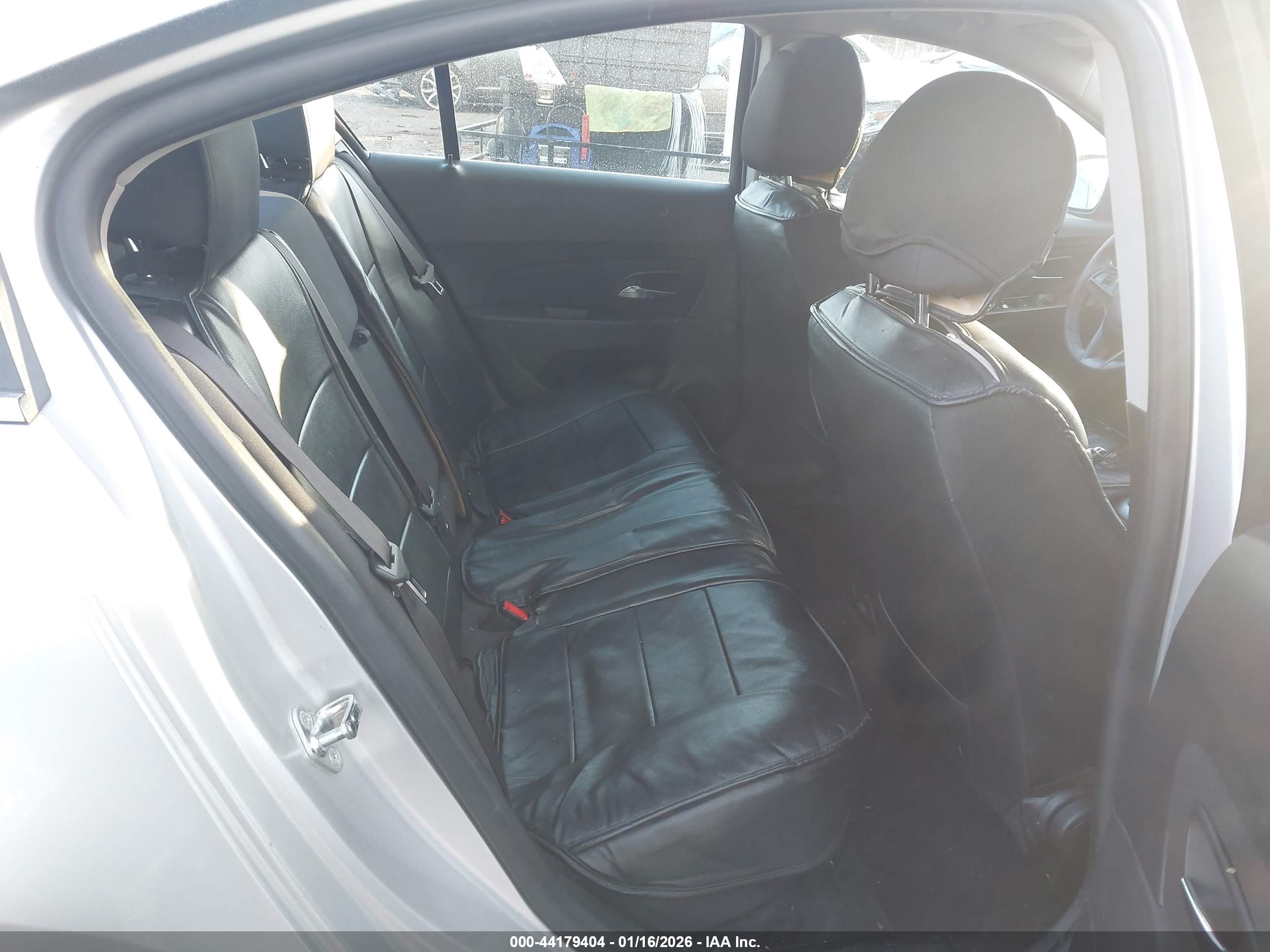 CHEVROLET CRUZE image 8