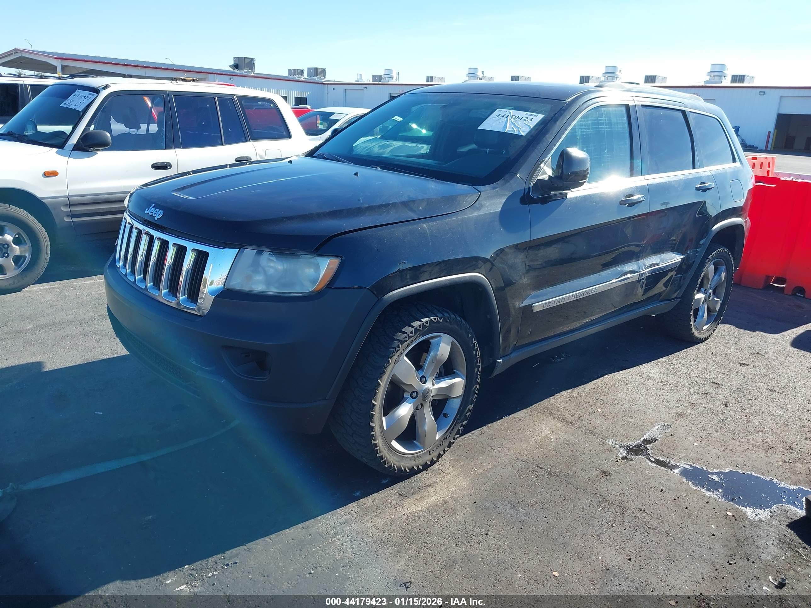 JEEP GRAND image 2