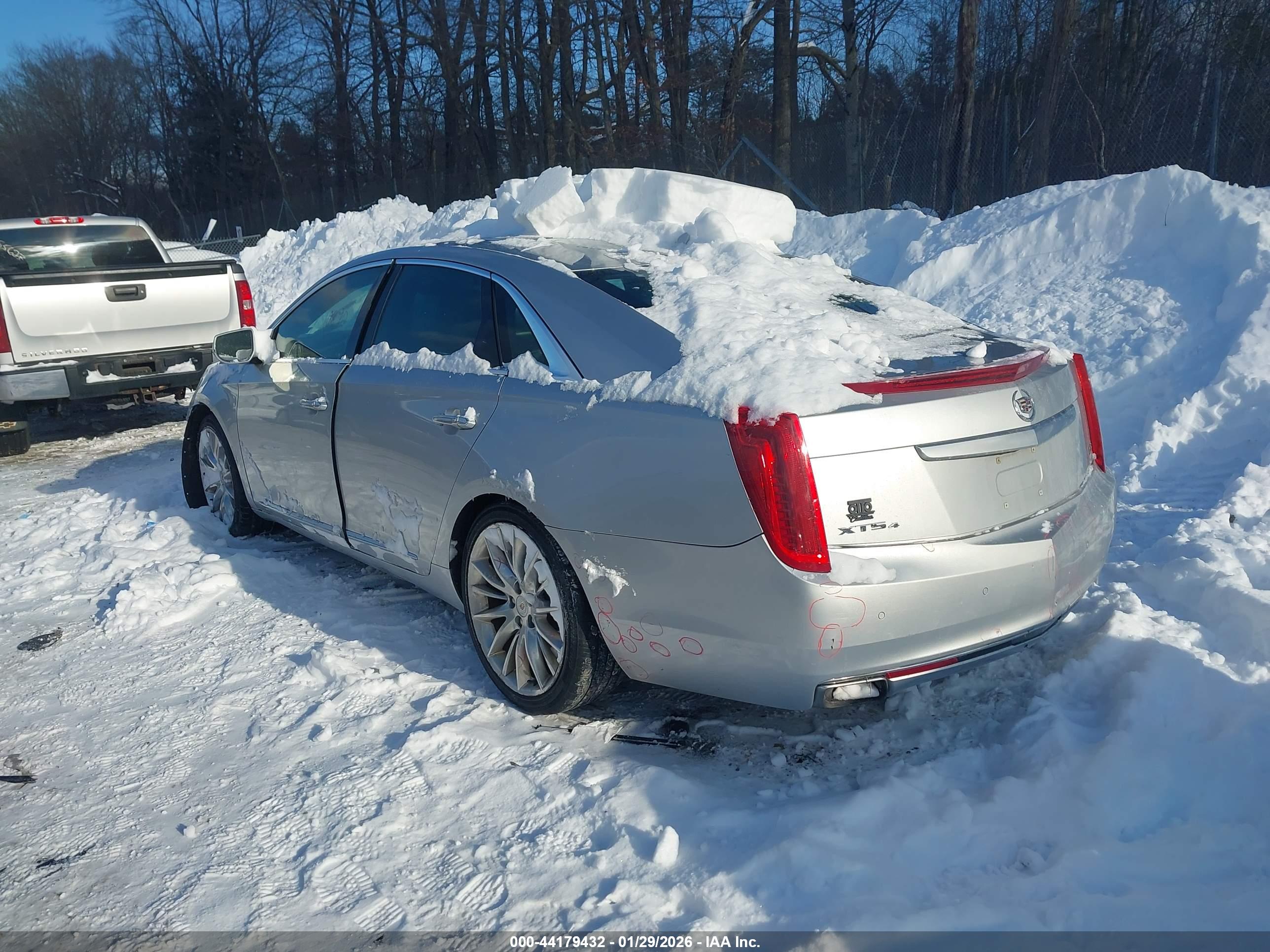 CADILLAC XTS image 3
