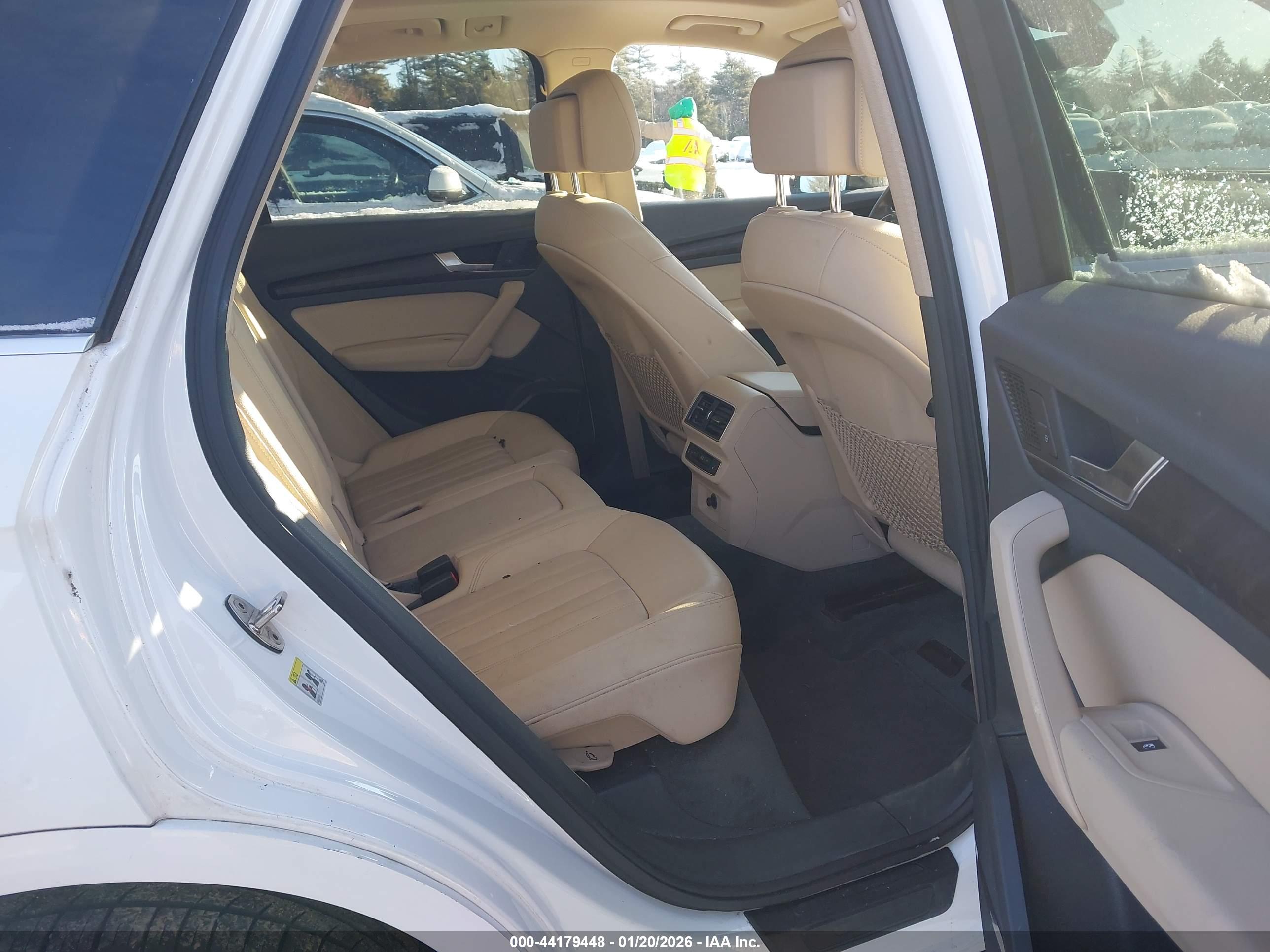 AUDI Q5 image 8
