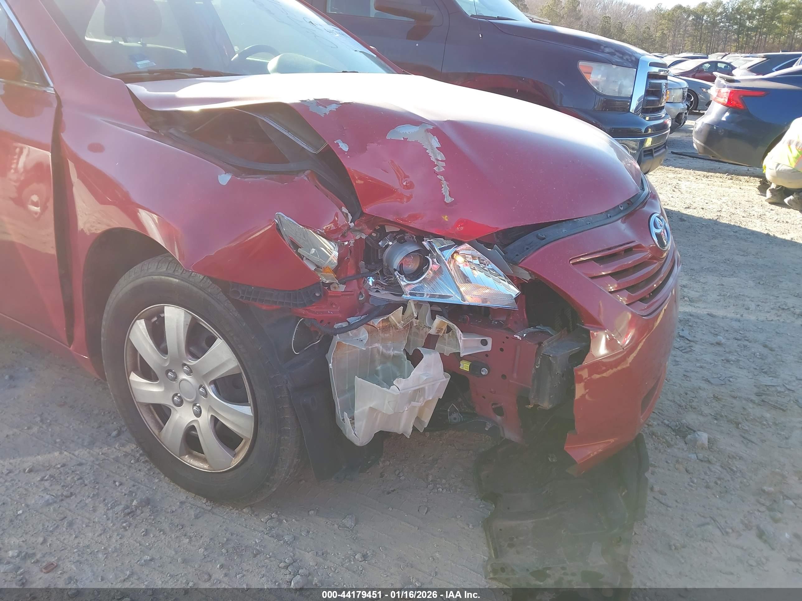 TOYOTA CAMRY image 6