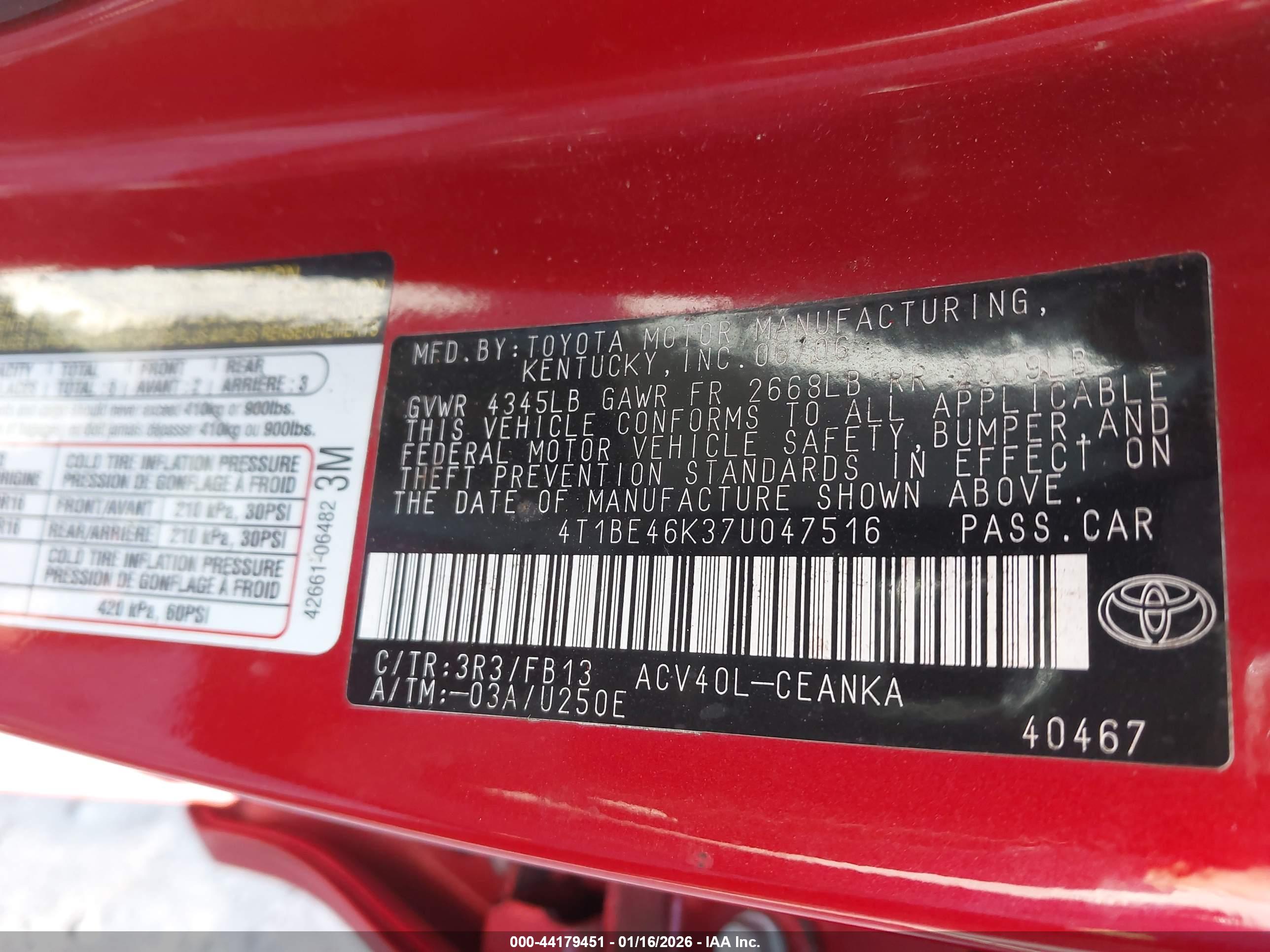 TOYOTA CAMRY image 9