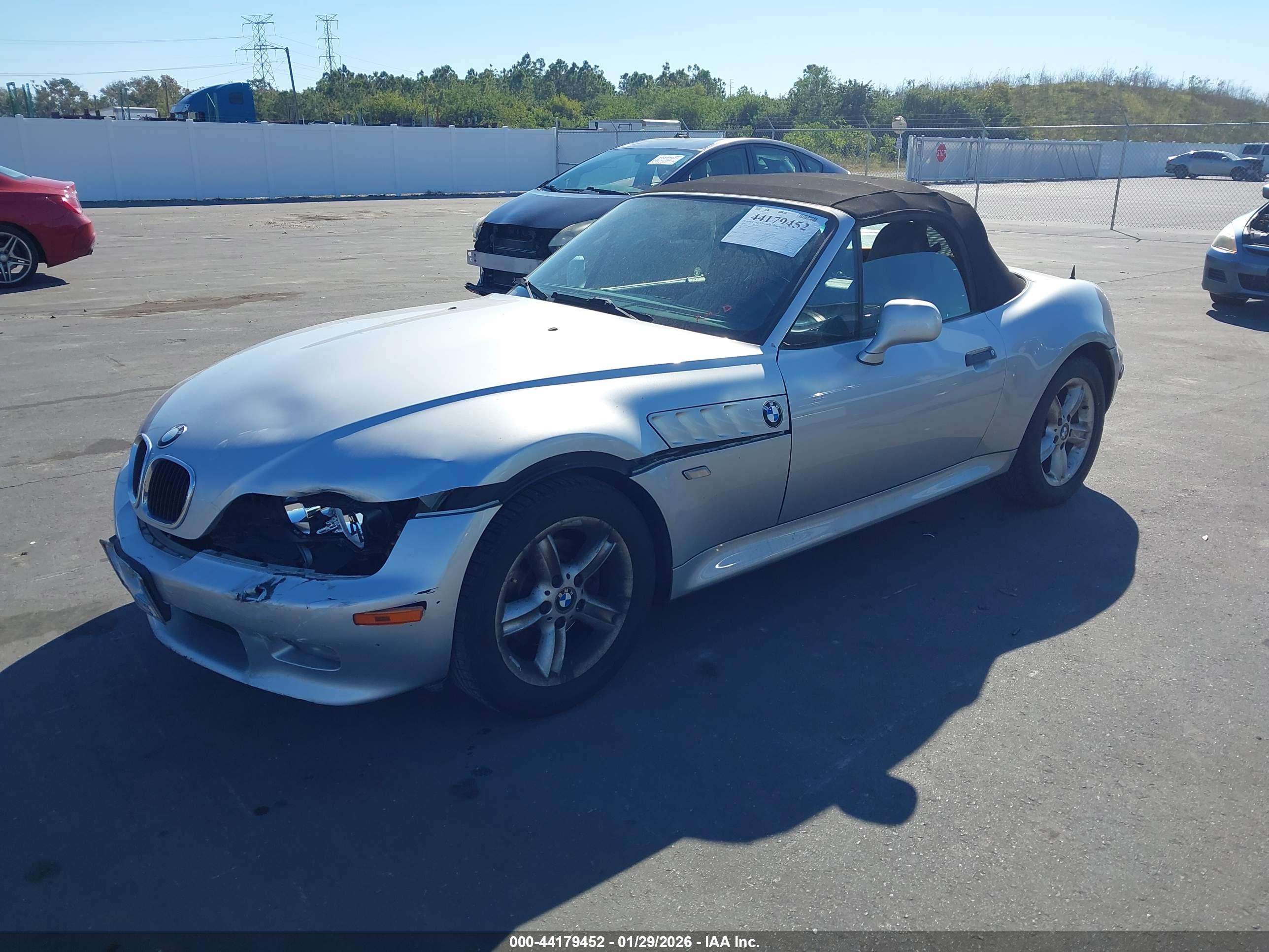 BMW Z3 image 2